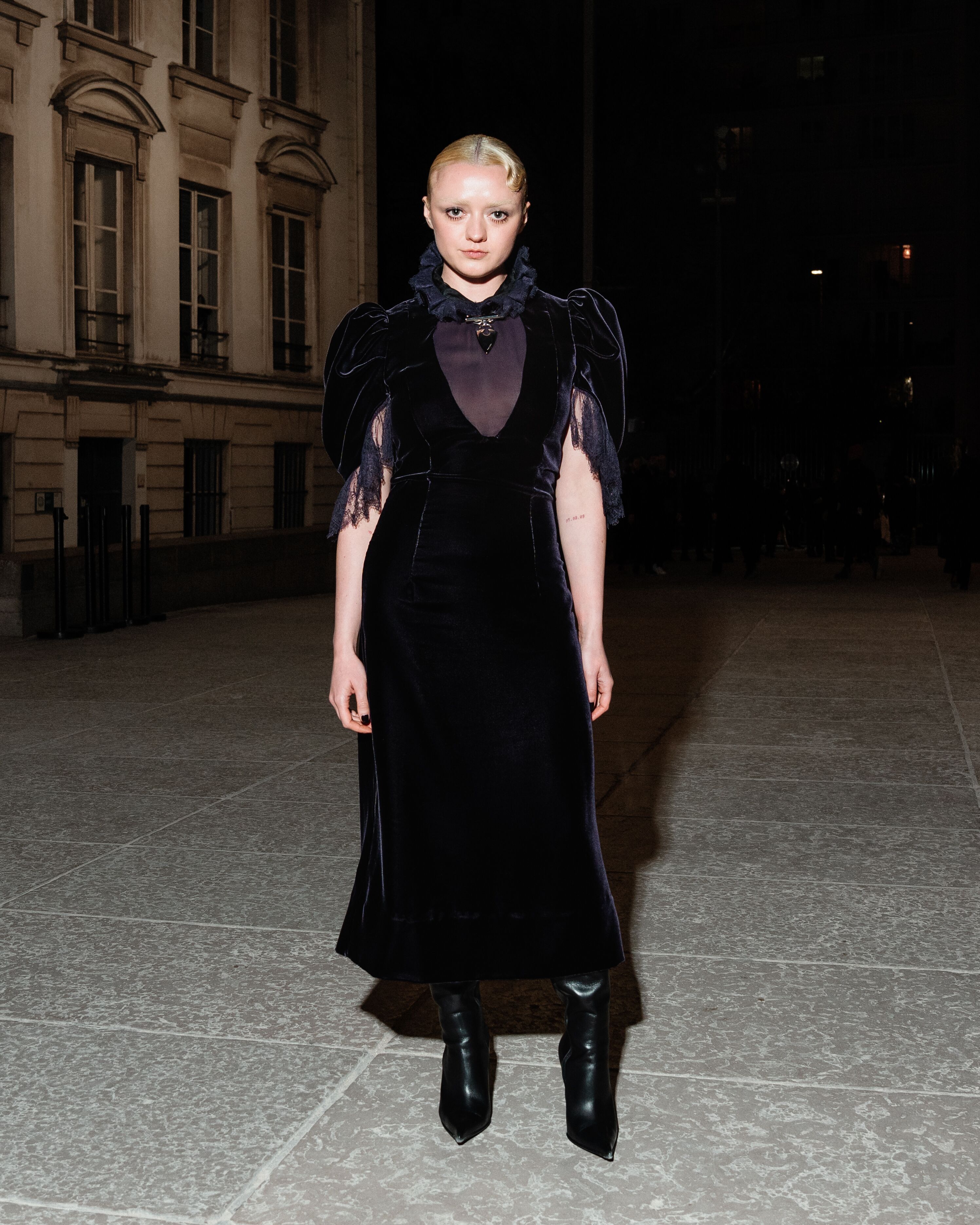 Maisie Williams arriving at McQueen Autumn Winter 2025 Show