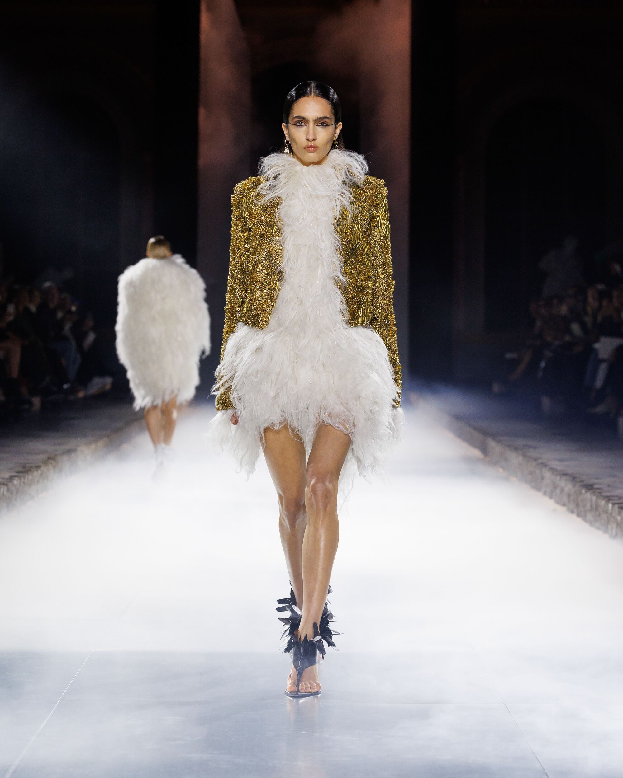 Page: Collection > SS25 Runway > Gallery > Look 40