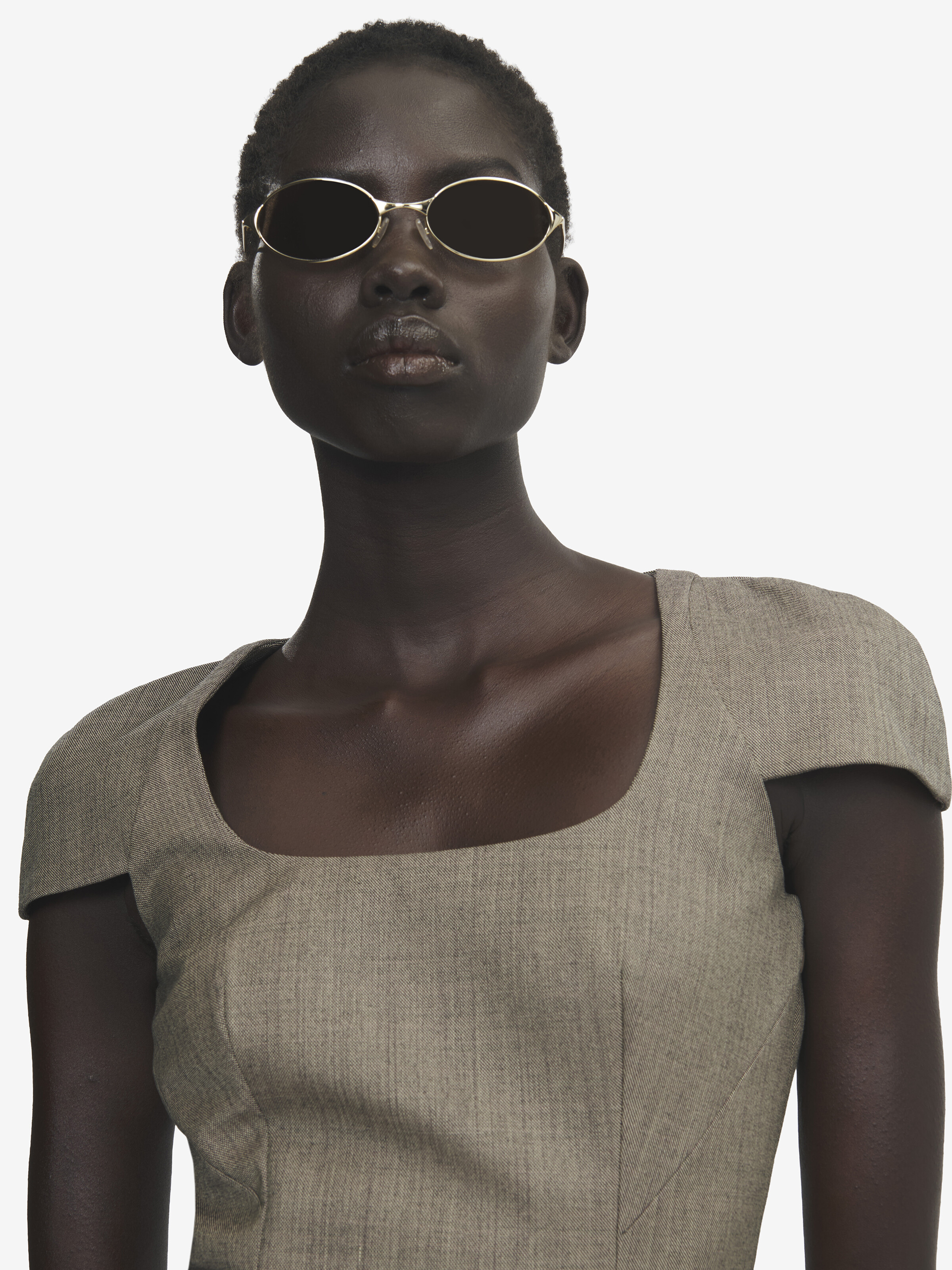 Neo Oval Sunglasses in Brown in Metal | Alexander McQueen - image 2