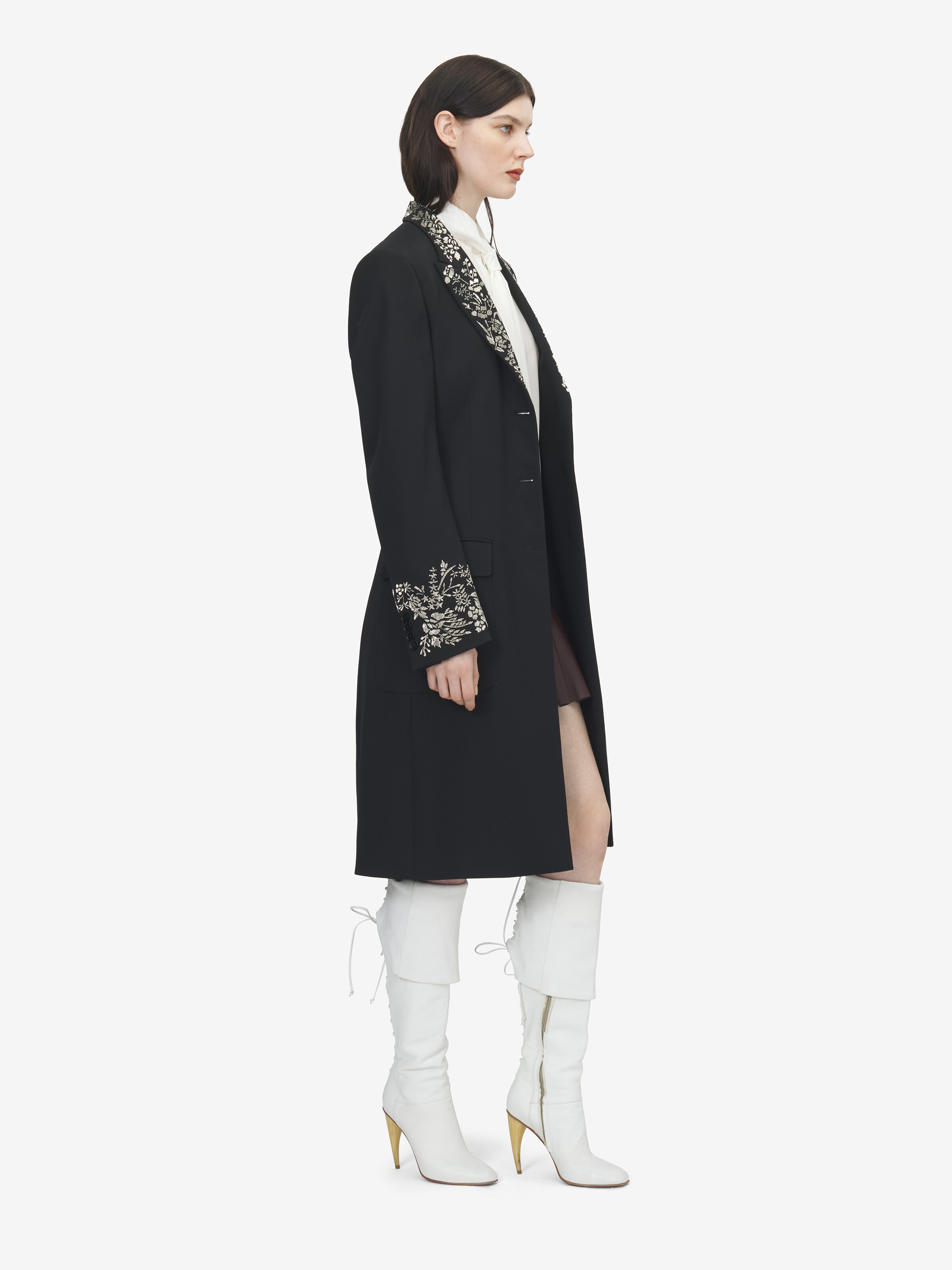 Women's Floral Embroidery Coat in Black in 100% Wool | Alexander McQueen - image 3