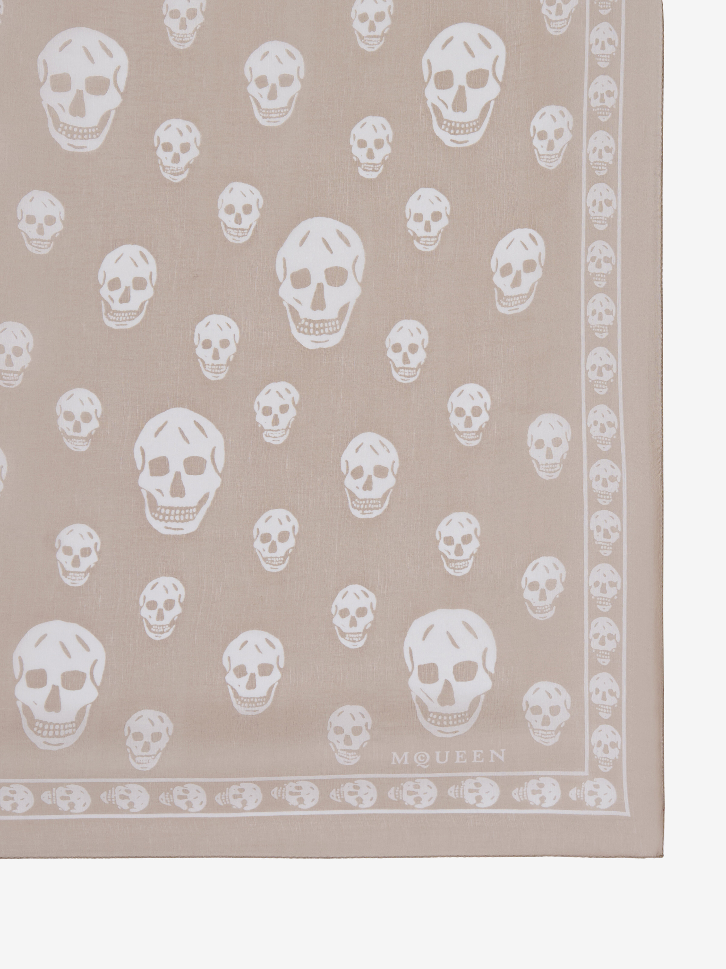 Women's Classic Skull Scarf in Ivory/Beige in 100% Silk | Alexander McQueen - image 3