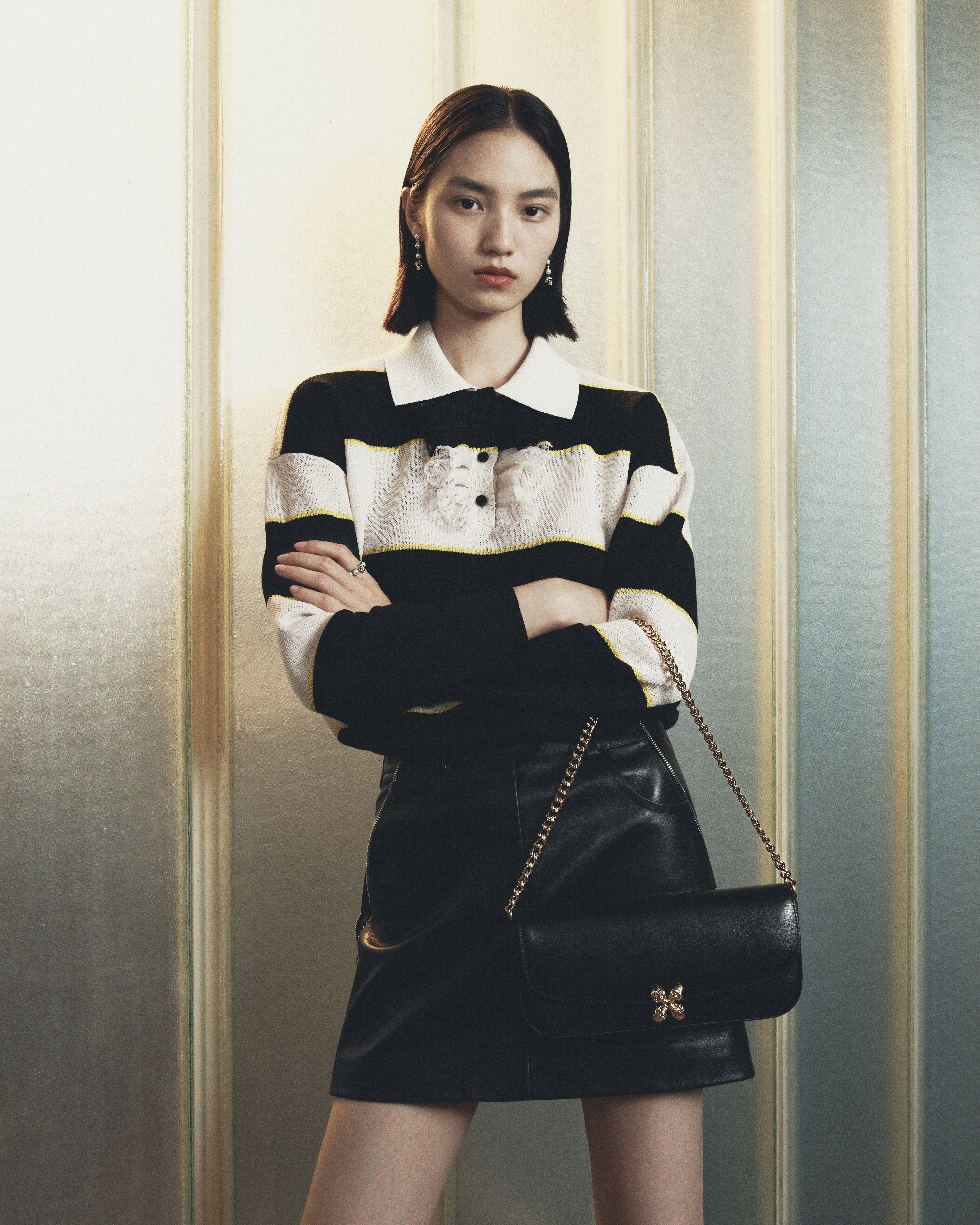McQueen black and white rugby top