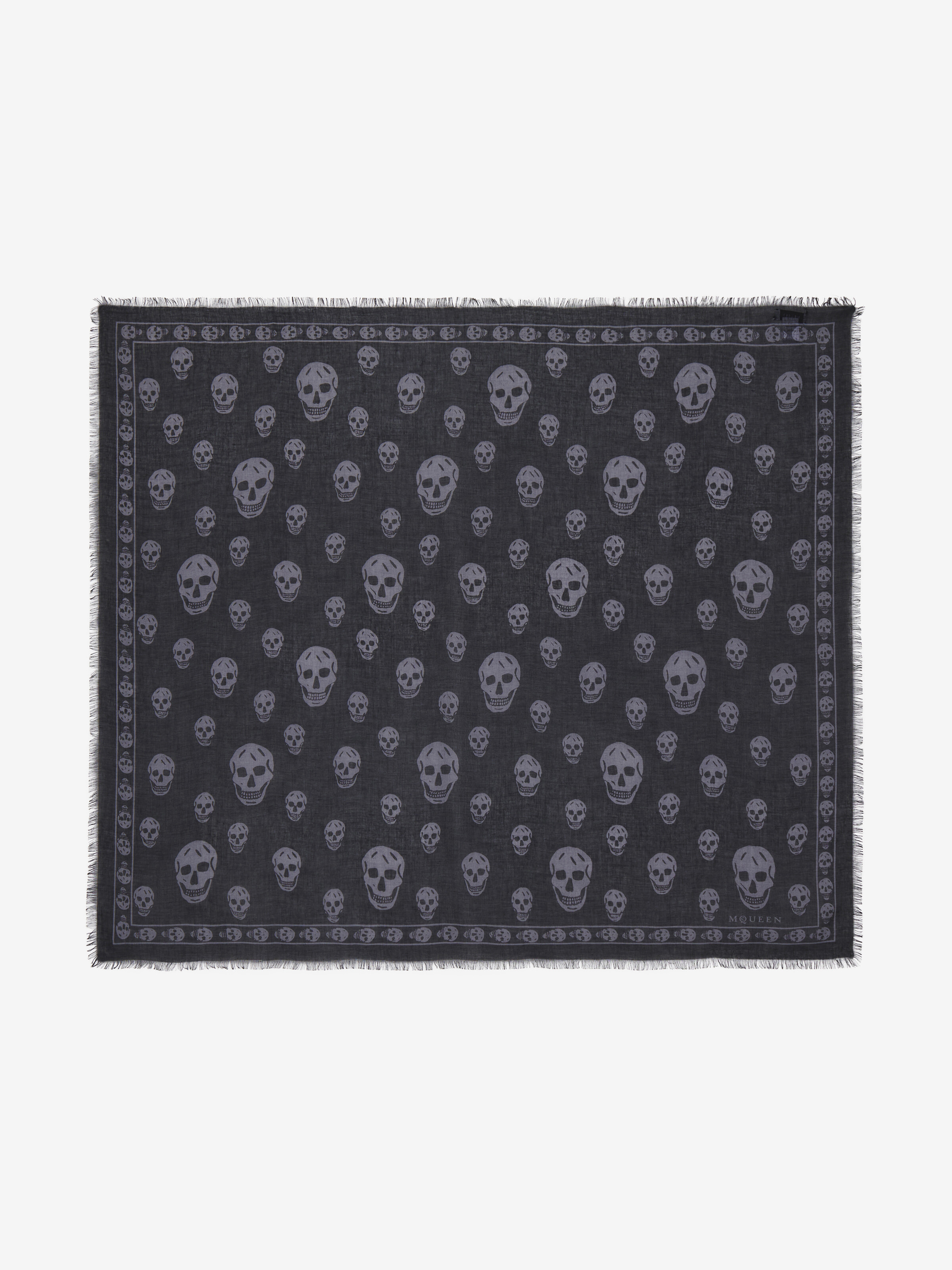 Foulard Classic Skull pour Homme en Noir/Gris Foncé in 85% Modale, 15% Soie | Alexander McQueen - image 1