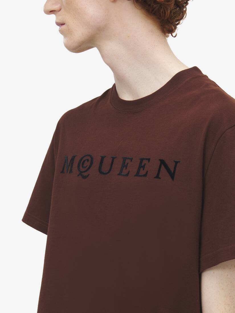 T-Shirt mit beflockten McQueen Logo | Alexander McQueen - image 5