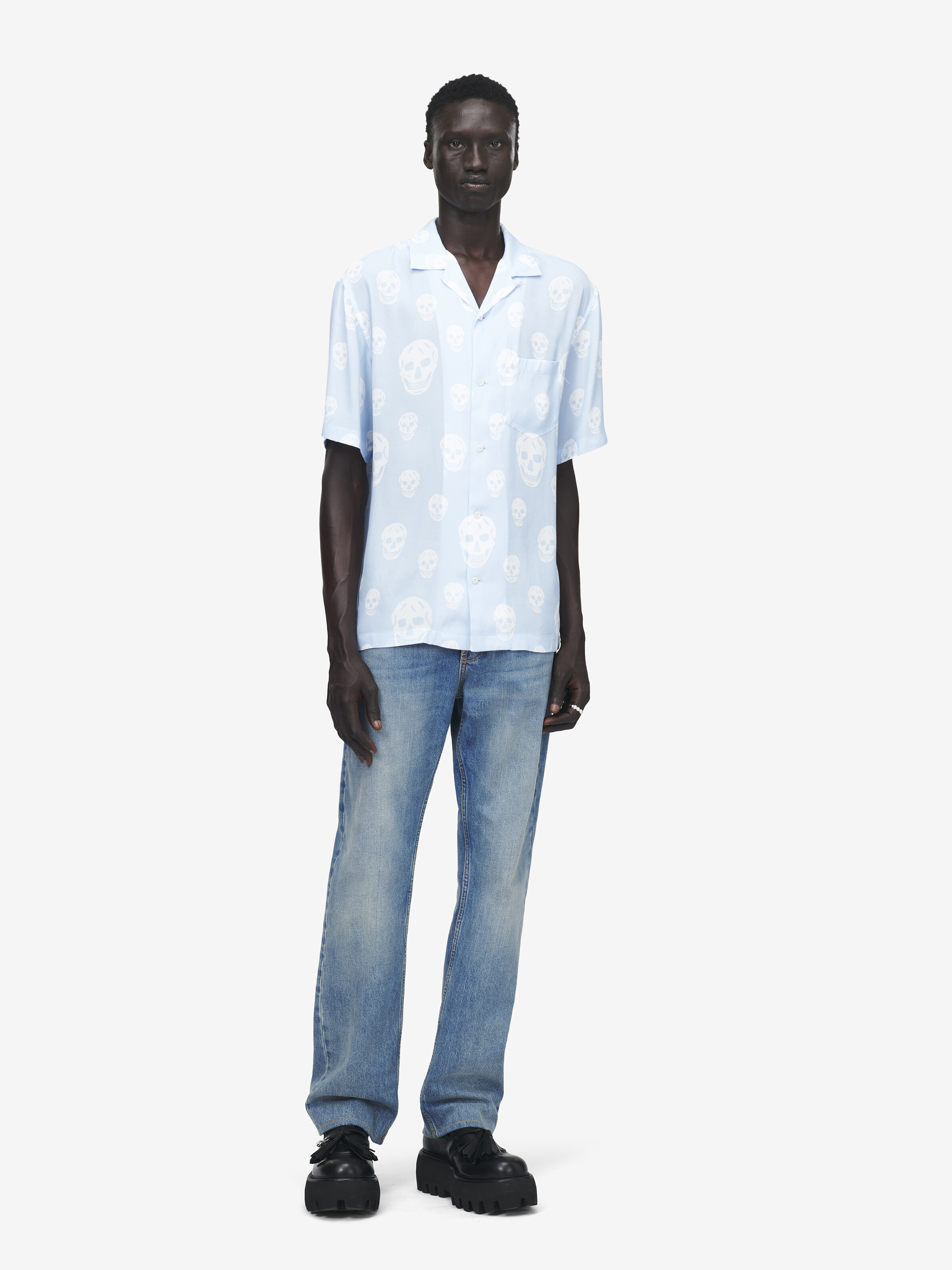 Chemise hawaïenne à imprimé Skull pour Homme en Bleu Clair in 100% Viscose | Alexander McQueen - image 3