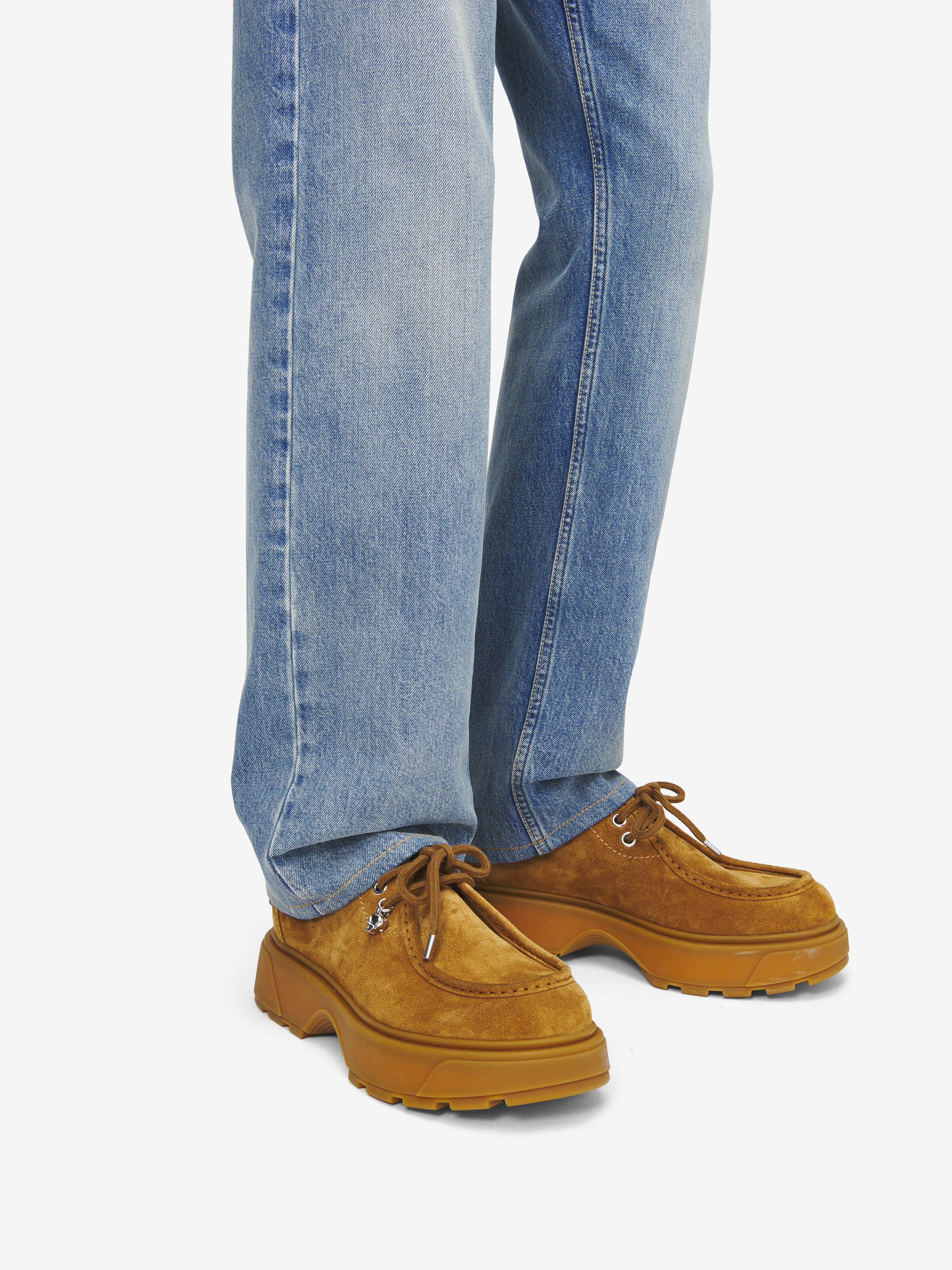 Men's Rover Shoe in Tan in Calf Leather | Alexander McQueen - image 2