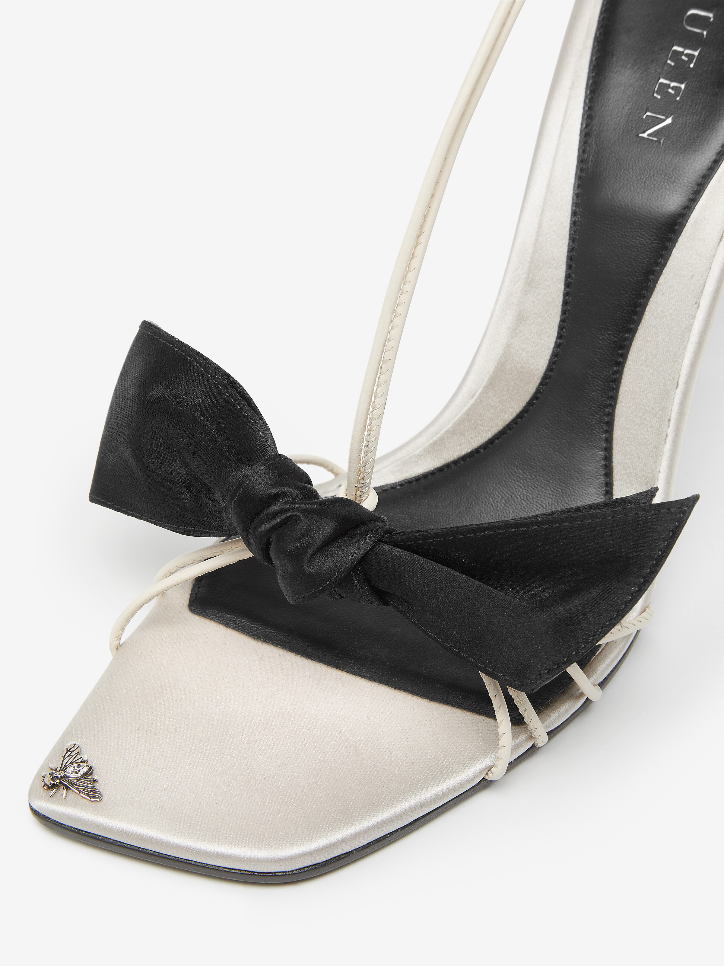 Women's Koko Sandal in Ivory/Black in 72% Viscose, 28% Silk | Alexander McQueen - image 4