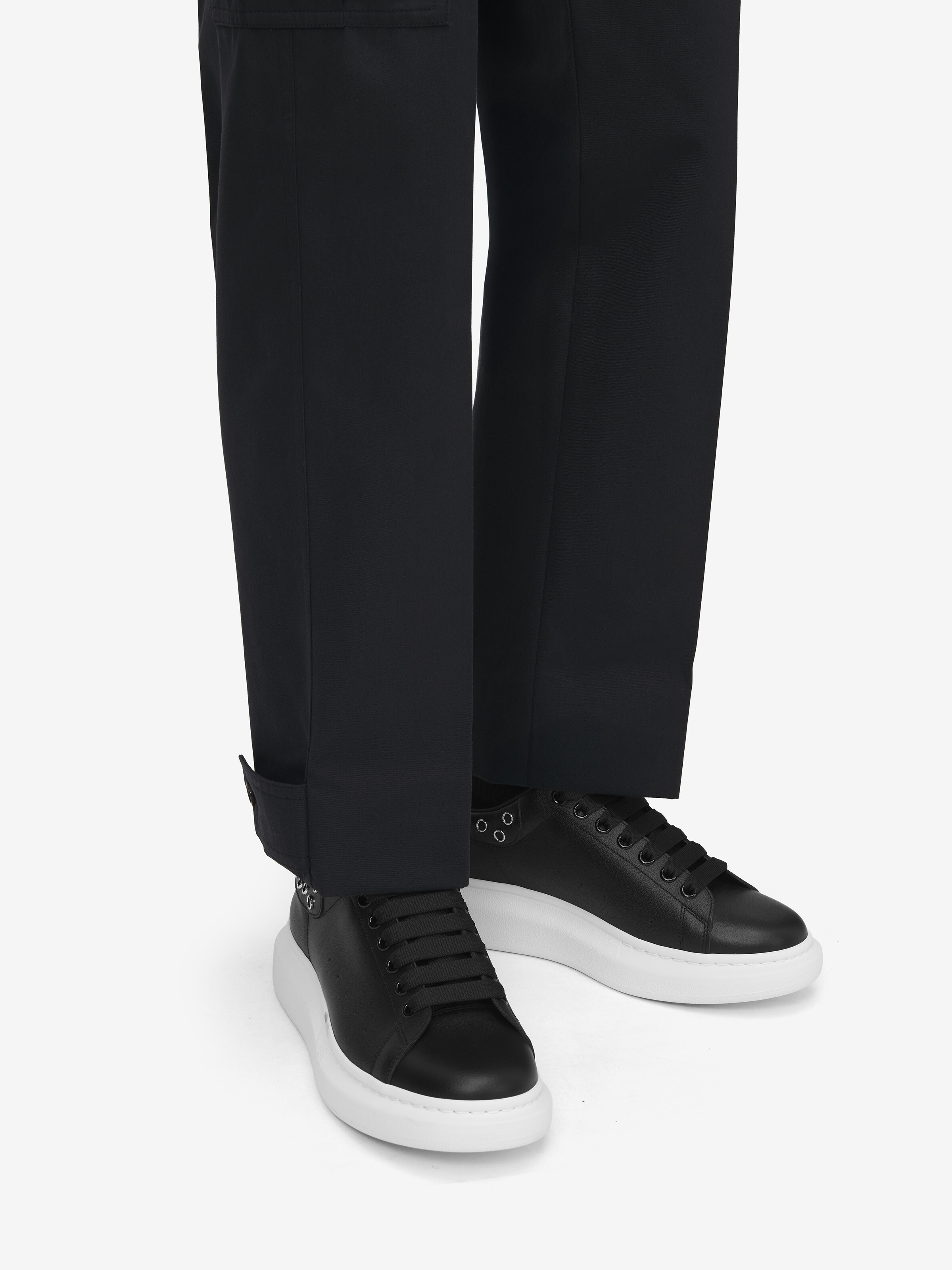 Men's Oversized Sneaker in Black/Silver in Calf Leather | Alexander McQueen - image 2
