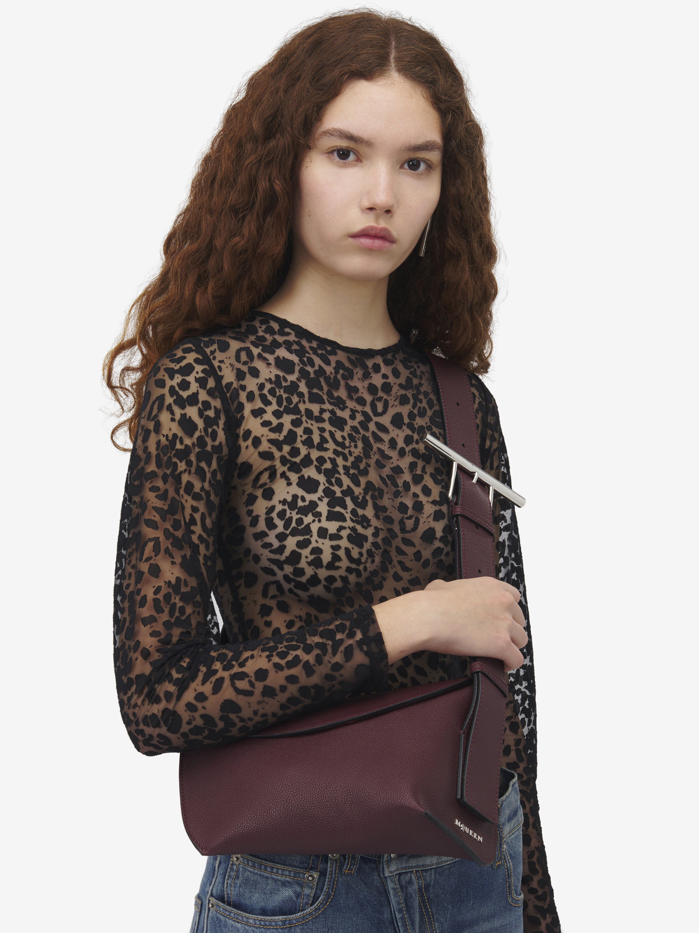 McQueen T-Bar Sling手袋 in 牛皮革 | Alexander McQueen - image 5