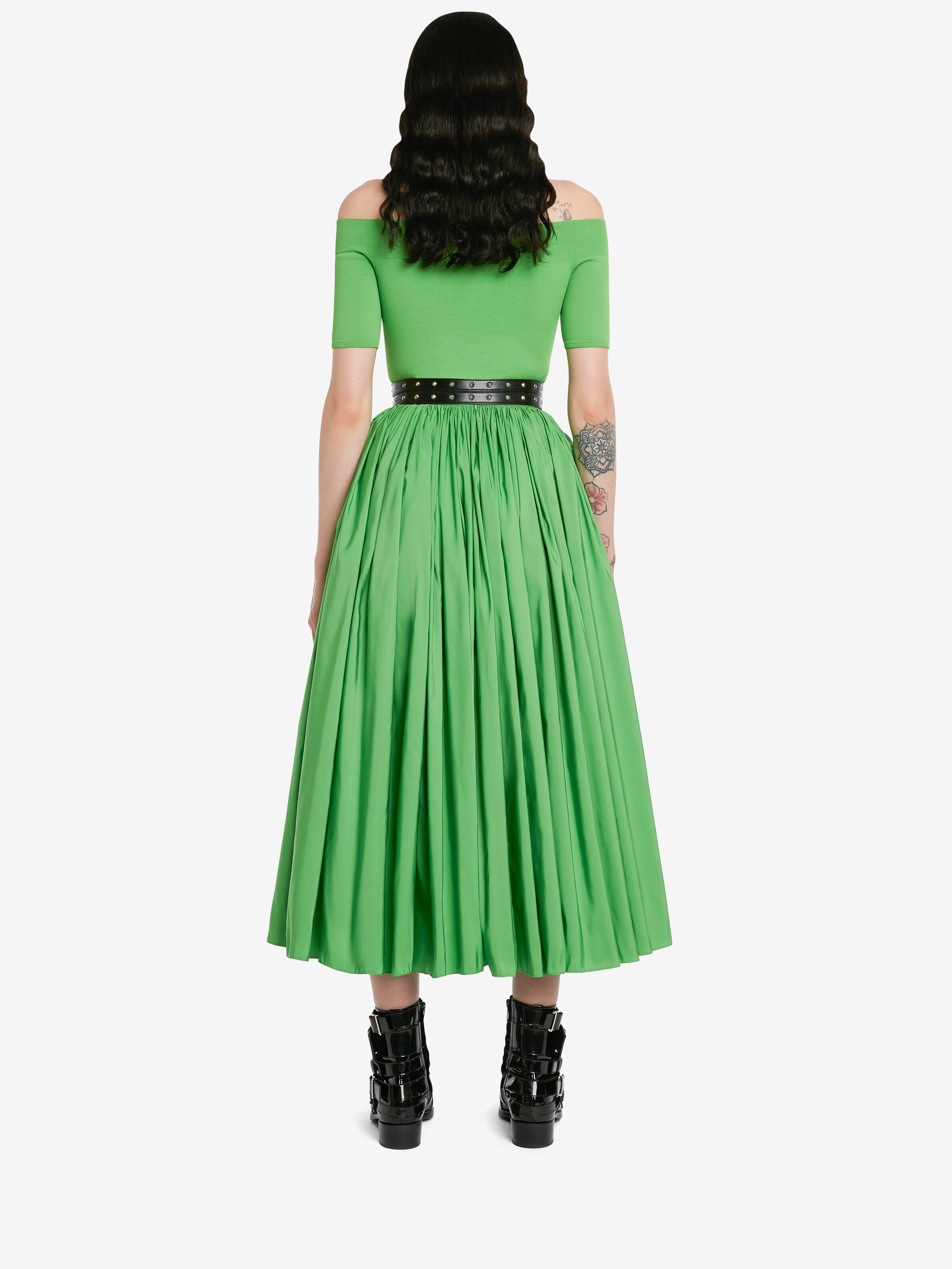 Women's Off-the-shoulder knitted top in ACID GREEN in 83% Viscose, 17% Polyester | Alexander McQueen - image 3