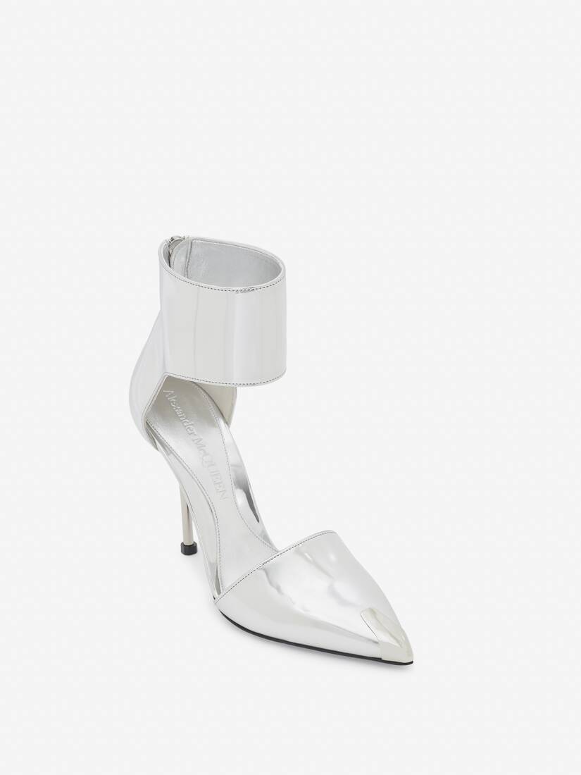 Punk-Pumps Mit Geschirr