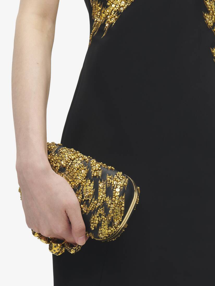 Skull Knuckle Clutch