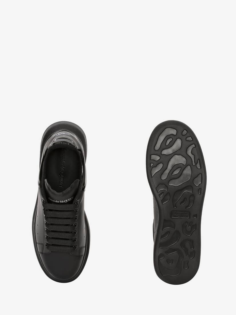 Oversized Sneaker in Black