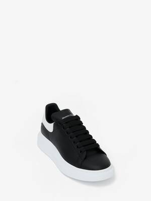 Oversized Sneaker in Black/White 