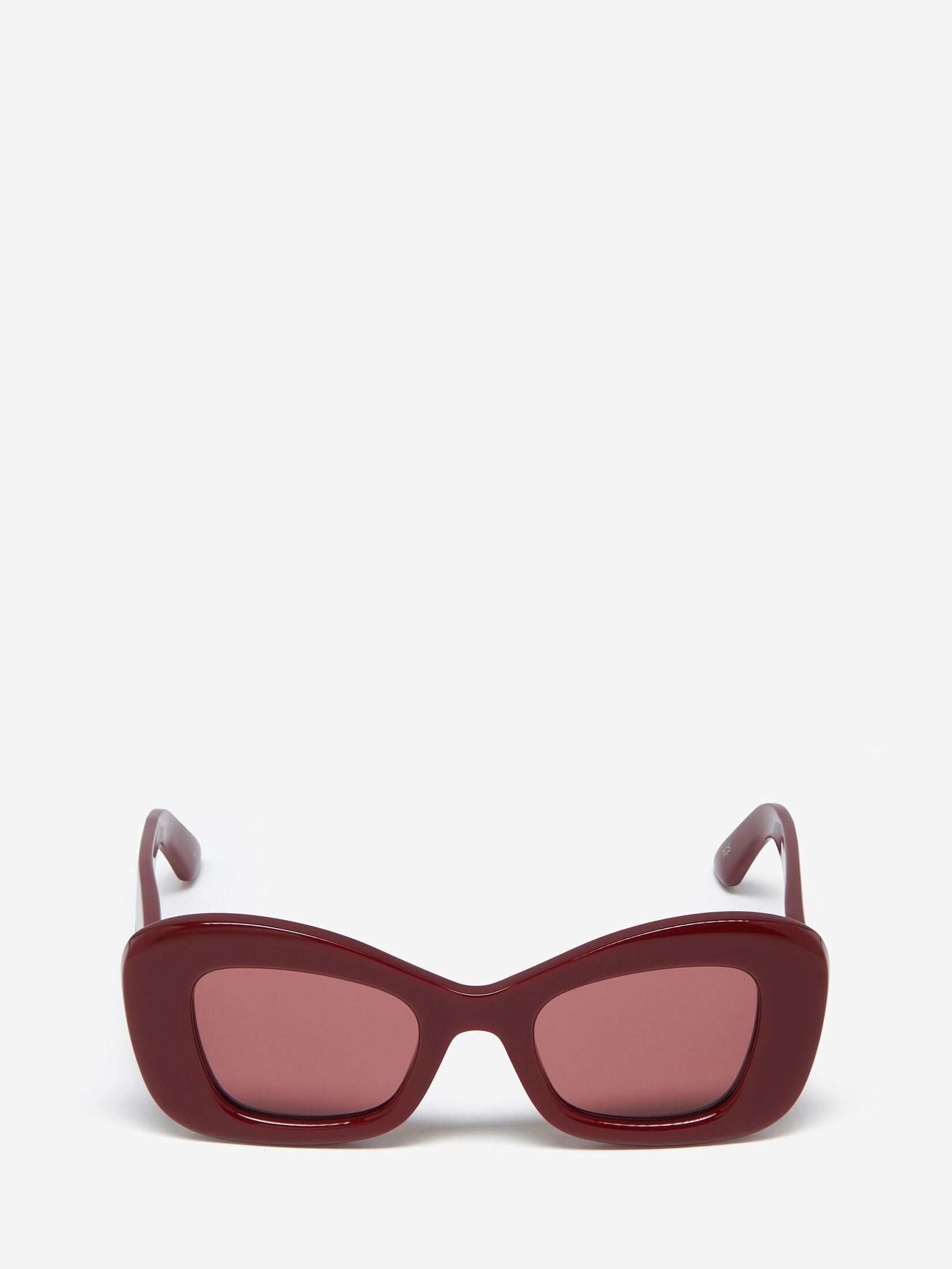 粗框猫眼形太阳眼镜