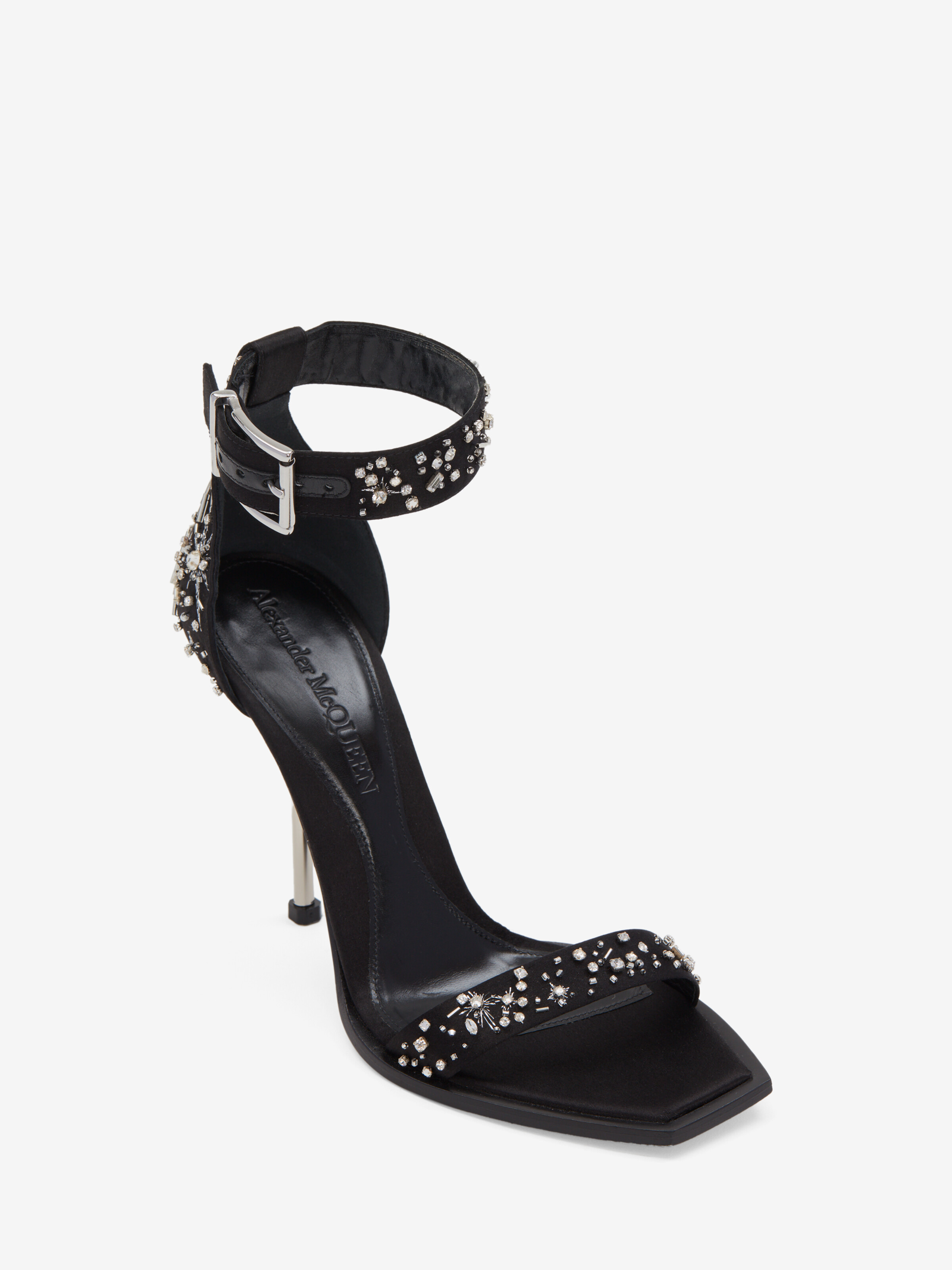 Pin Comet Embroidery Sandal