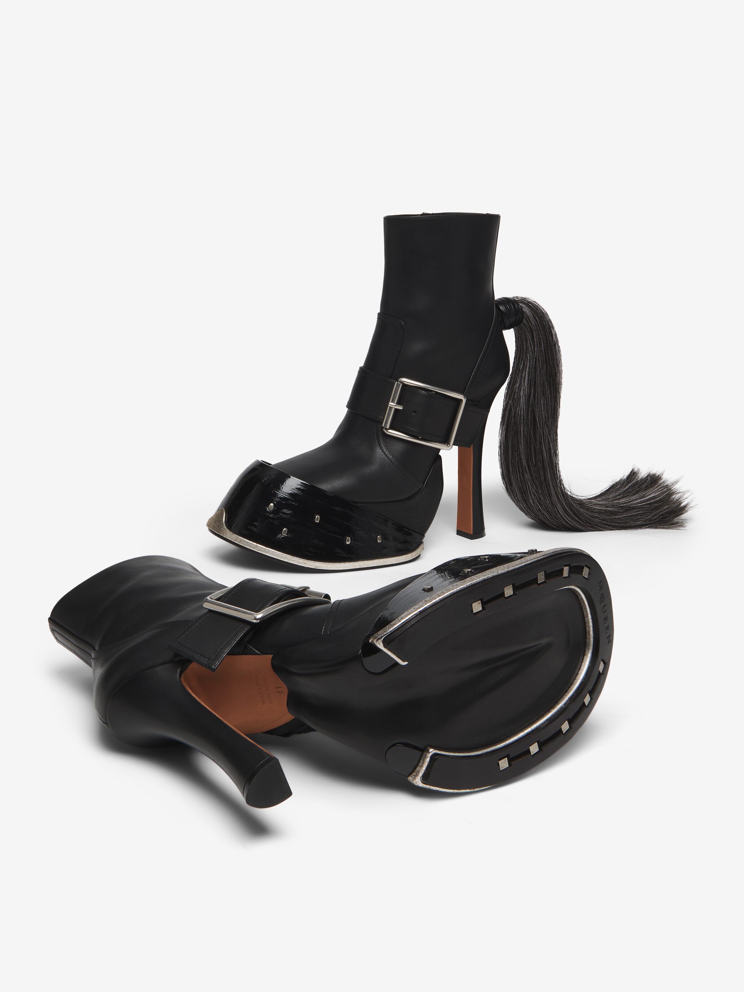 Women's Hoof Boot in Black in Calf Leather | Alexander McQueen - image 6