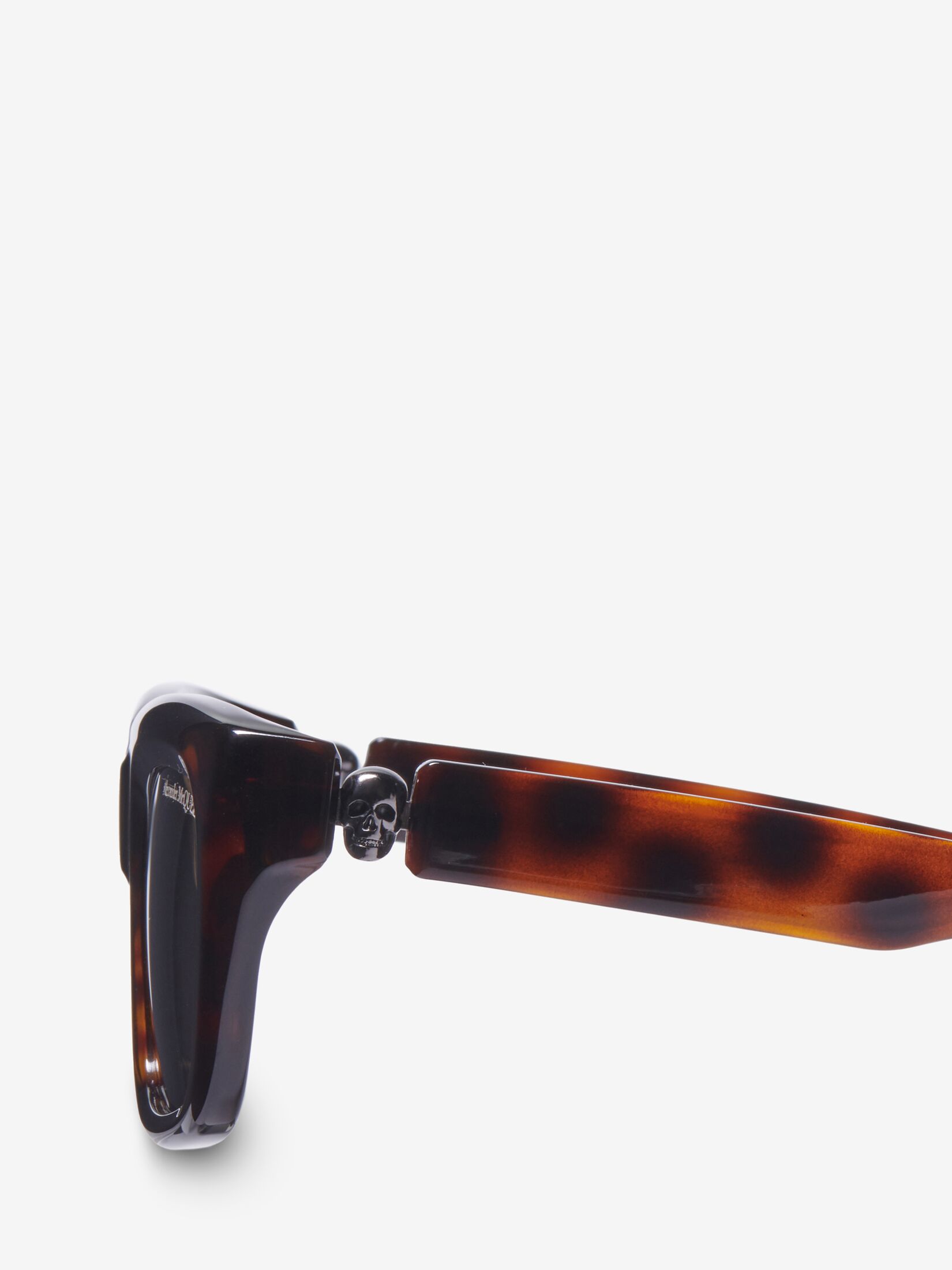 Schwebende rechteckige Skull-Maskensonnenbrille