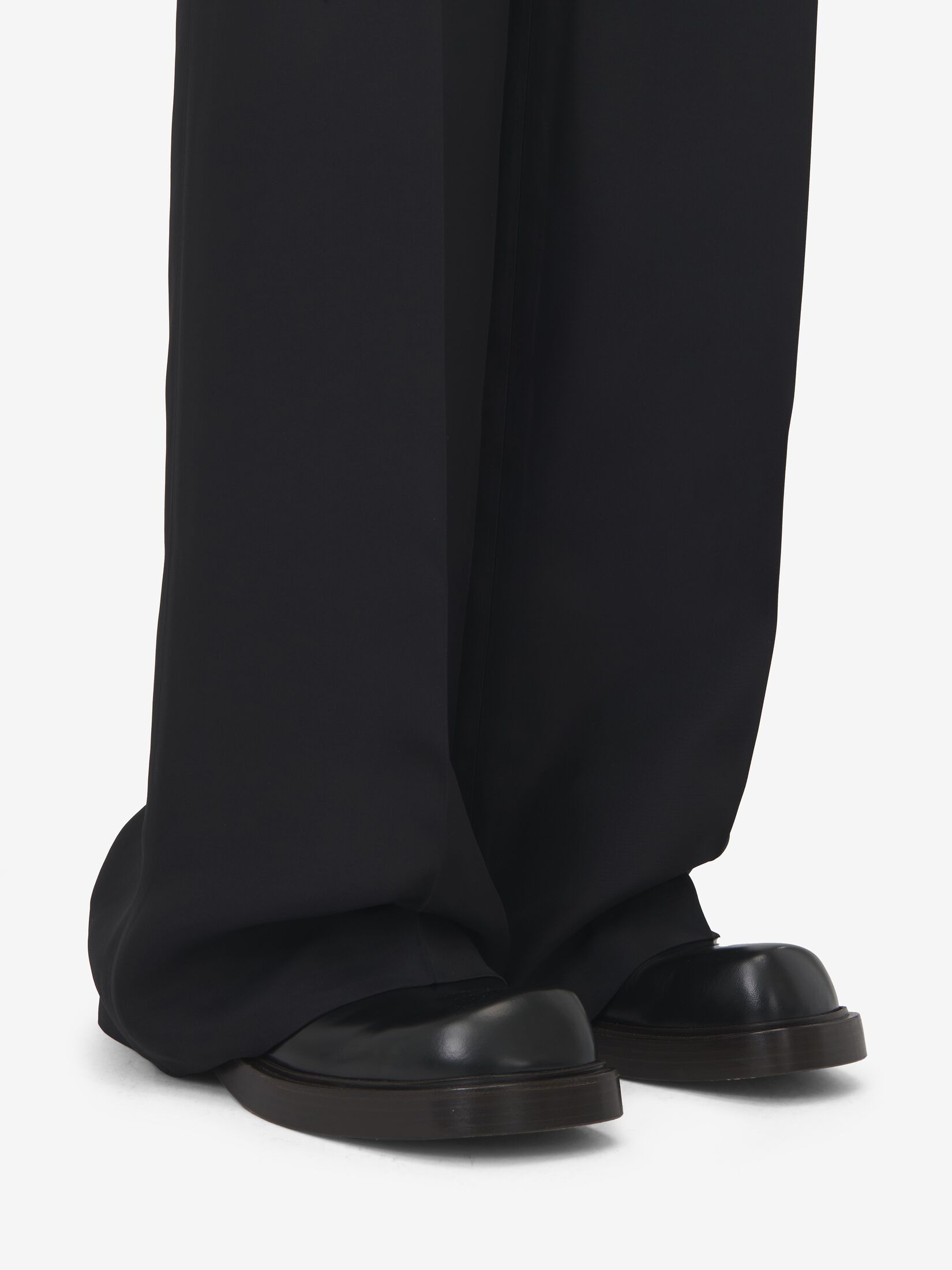 Men's Designer Shoes | Luxury Shoes | Alexander McQueen US