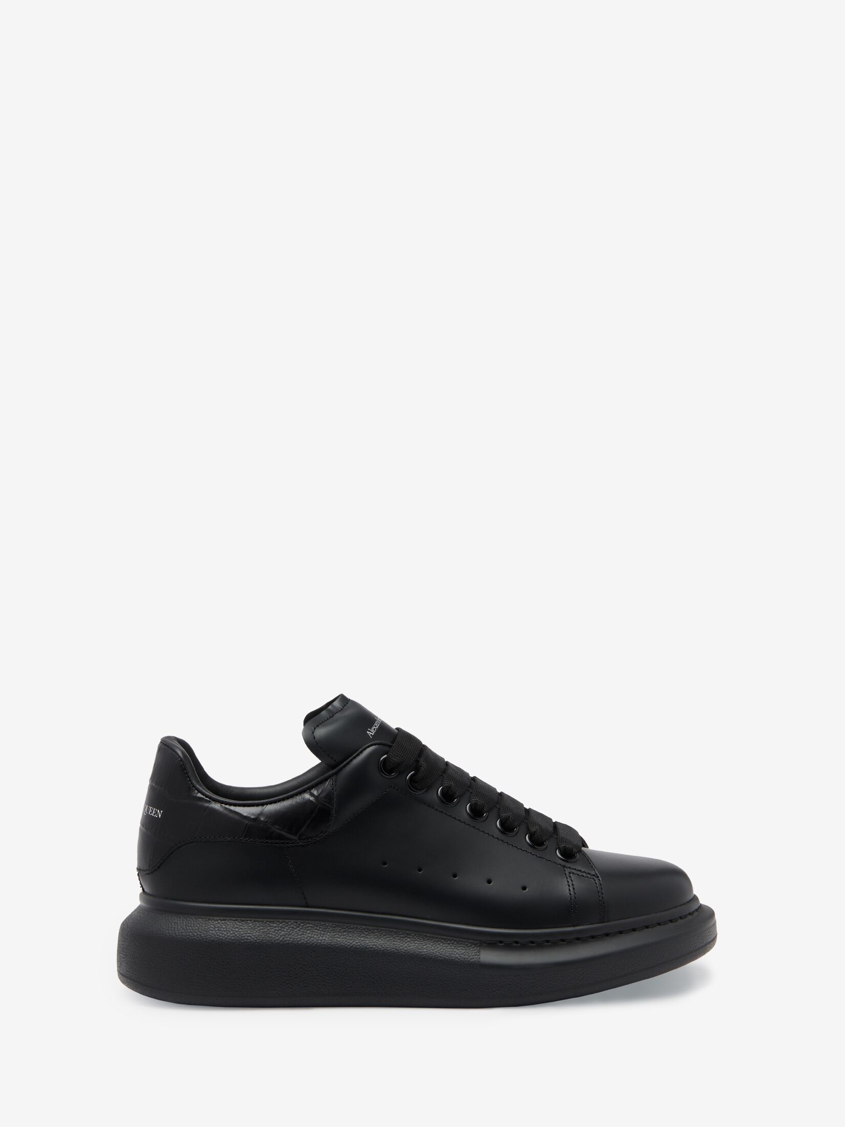 Oversized Sneaker in Black | Alexander McQueen US