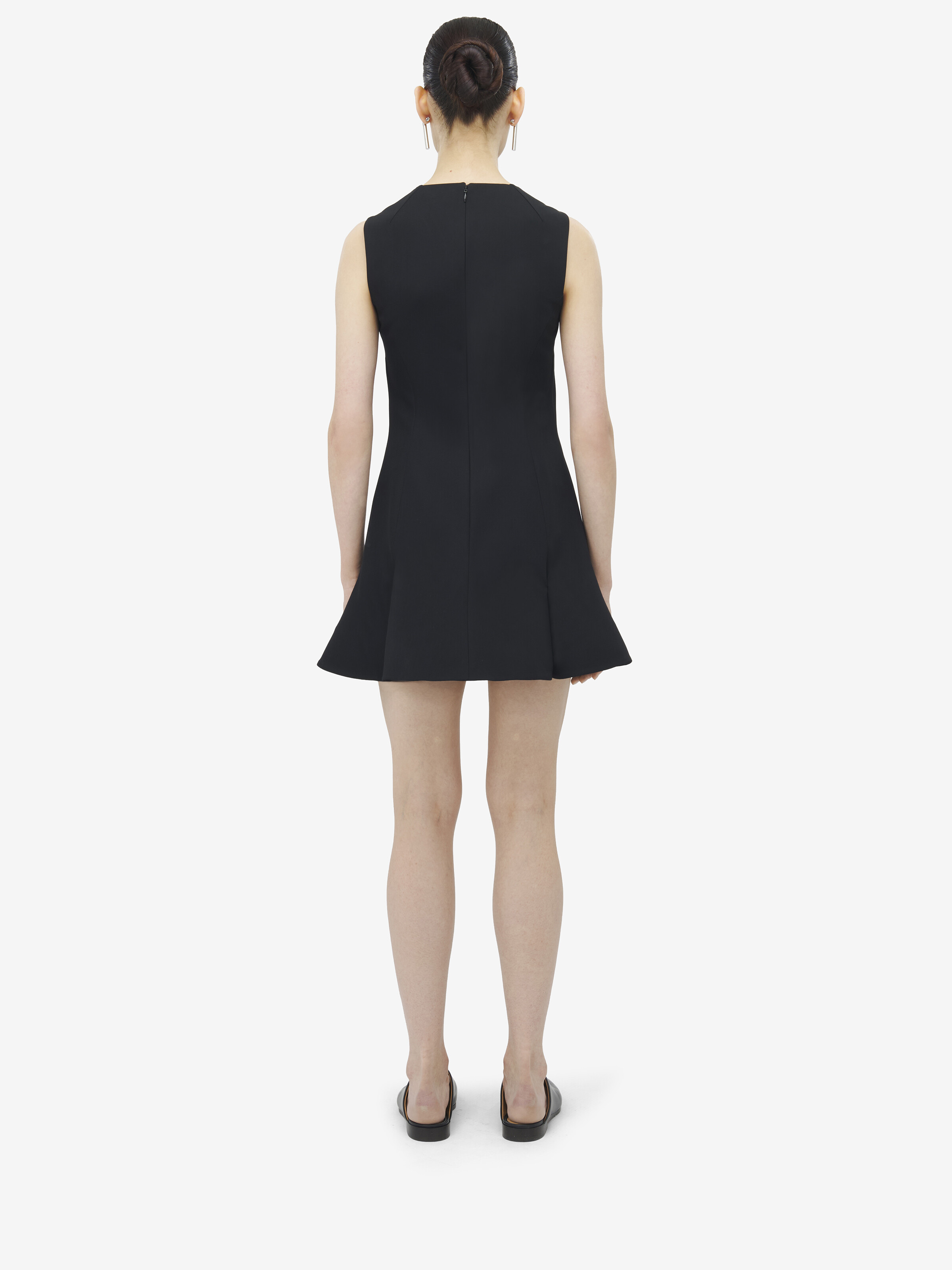 Robe courte ajustée