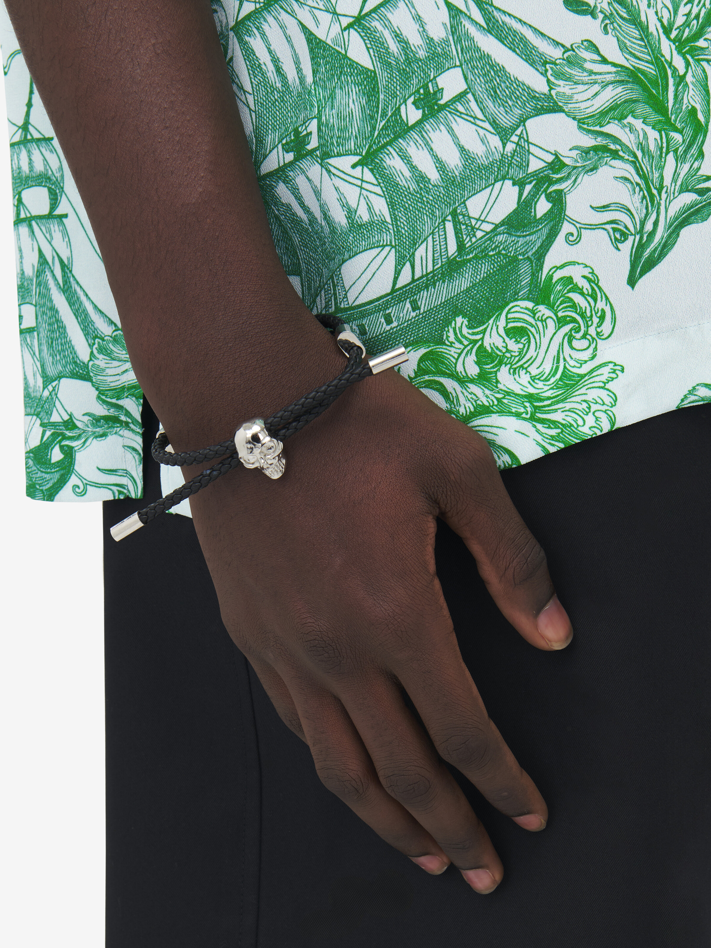 Men's Skull Leather Bracelet in Black in 80% Calf Leather, 20% Brass | Alexander McQueen - image 2