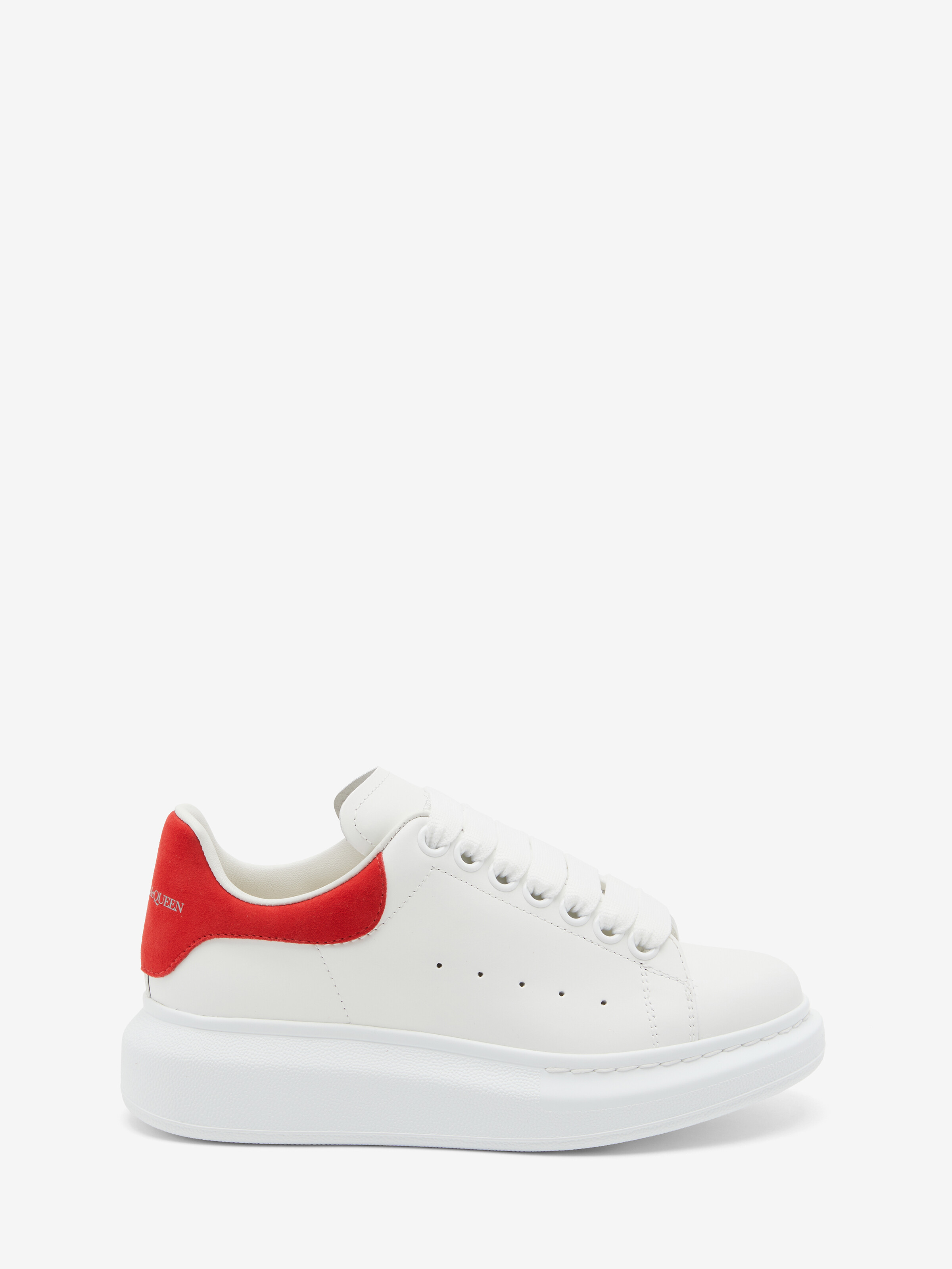 Oversized Sneaker in Lust Red 