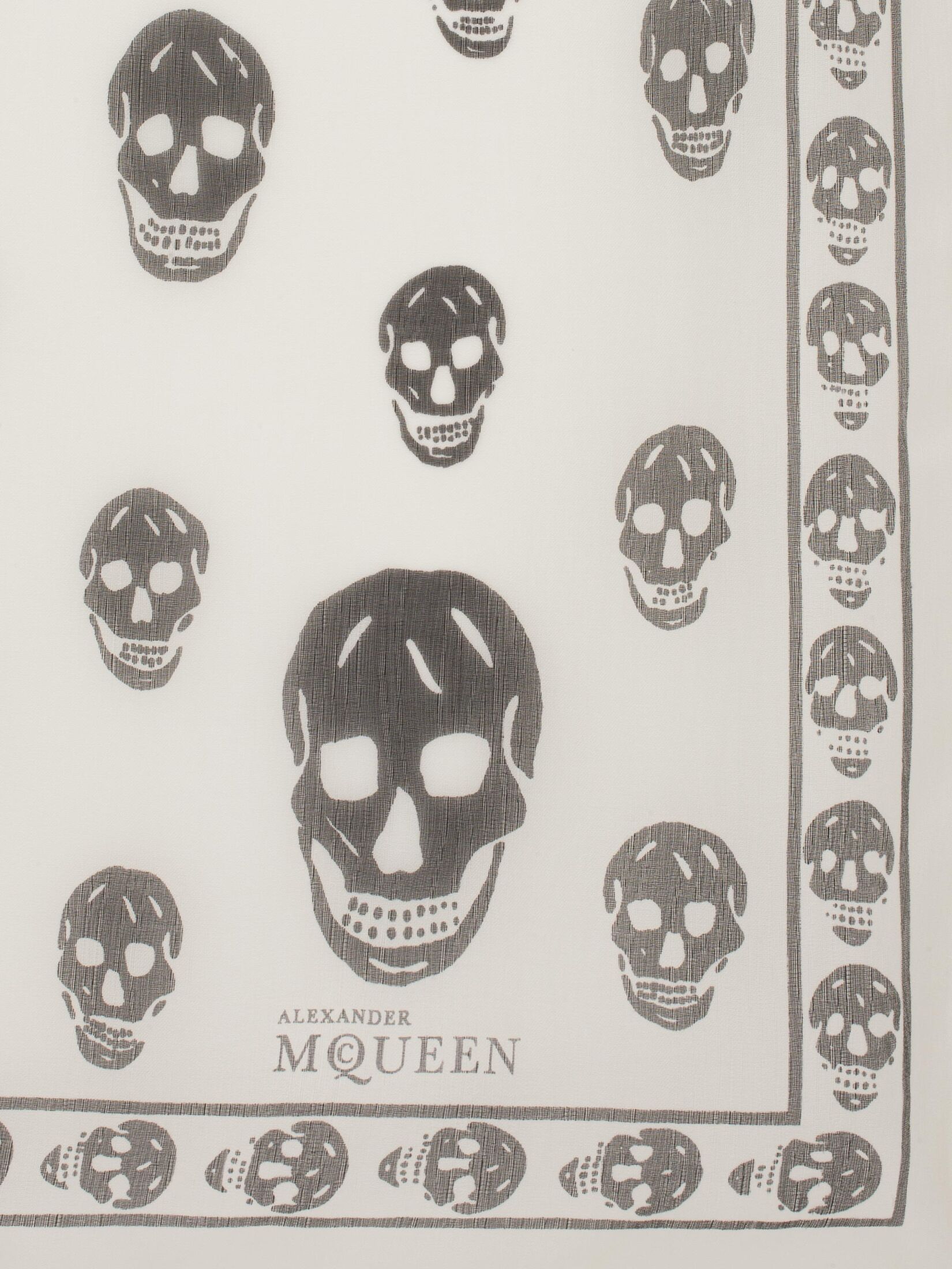 Foulard Classique Imprimé  Skull en Mousseline de Soie
