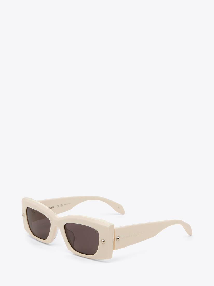 Rechteckige Sonnenbrille mit Spike-Studs