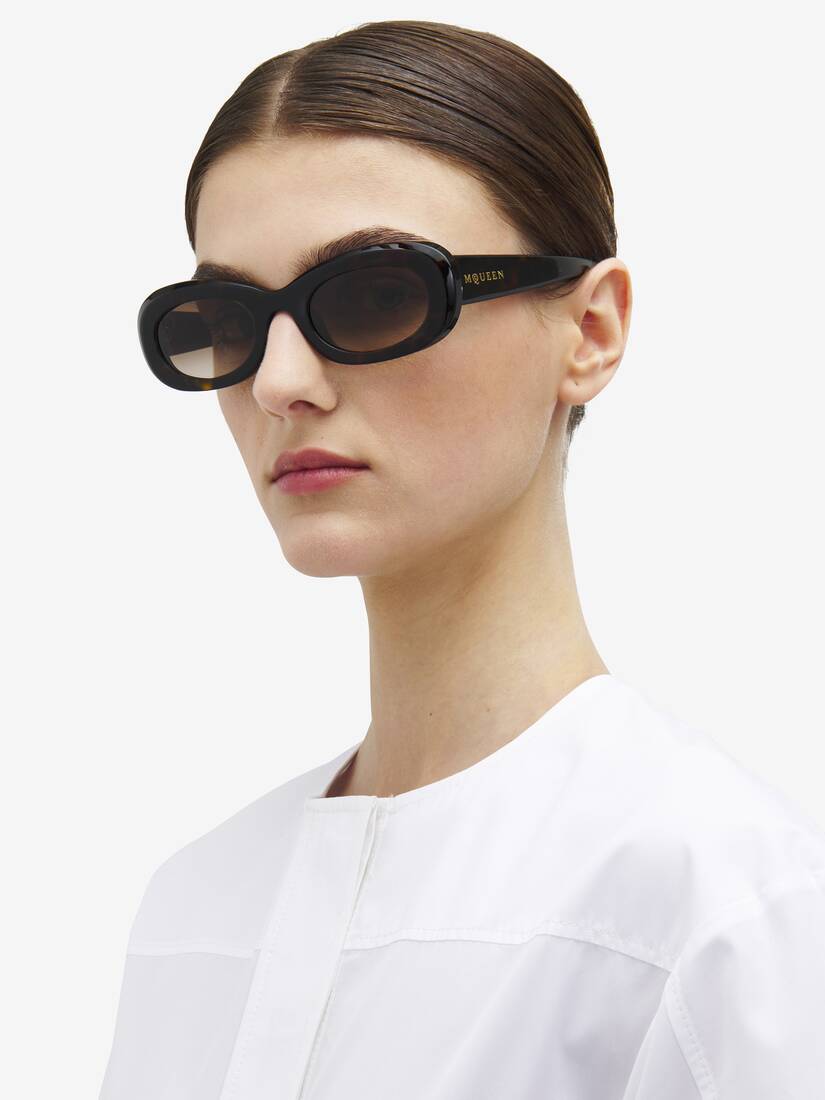 McQueen 로고 오벌 선글라스