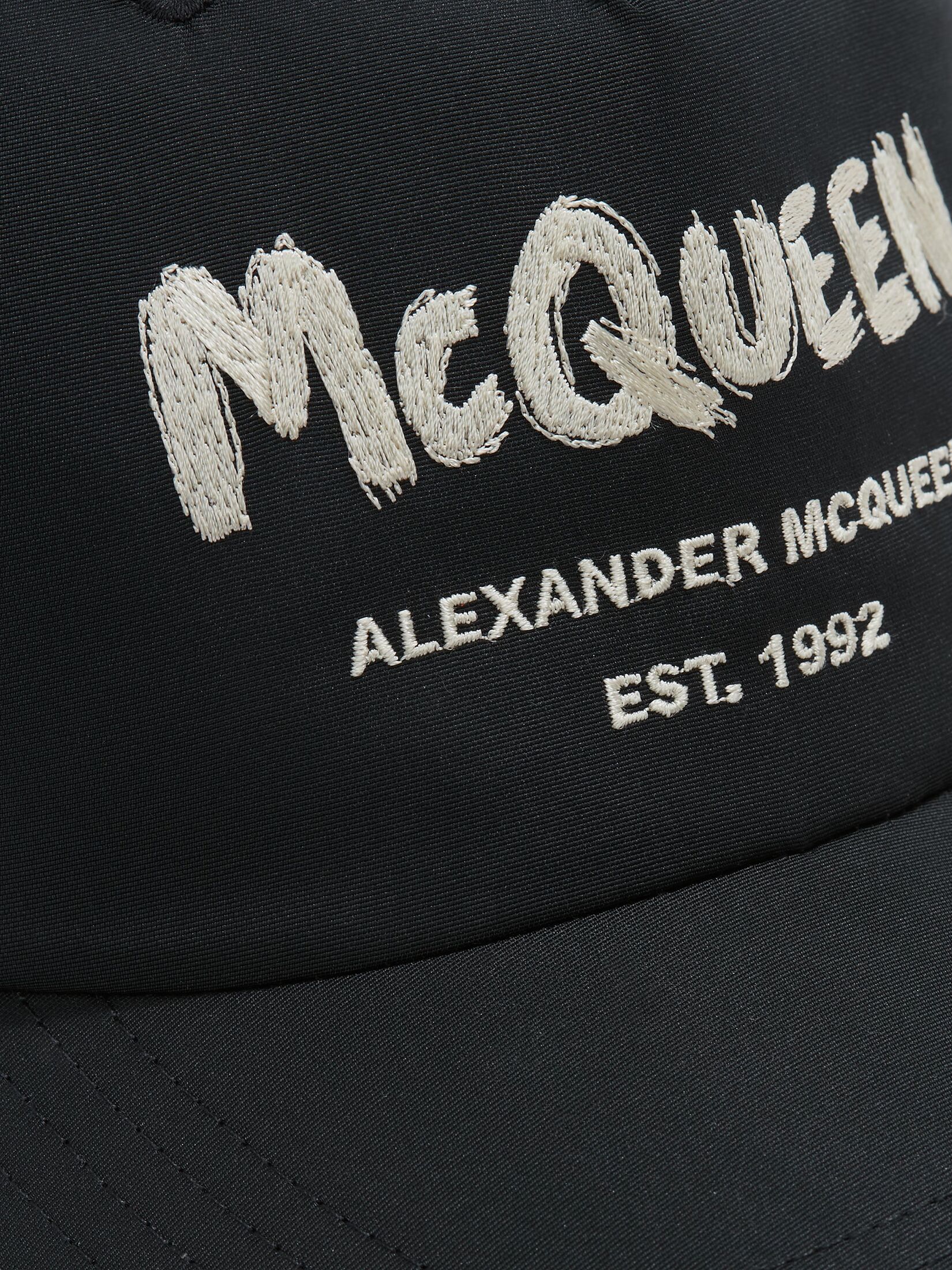 Baseballkappe mit McQueen-Graffitiprint