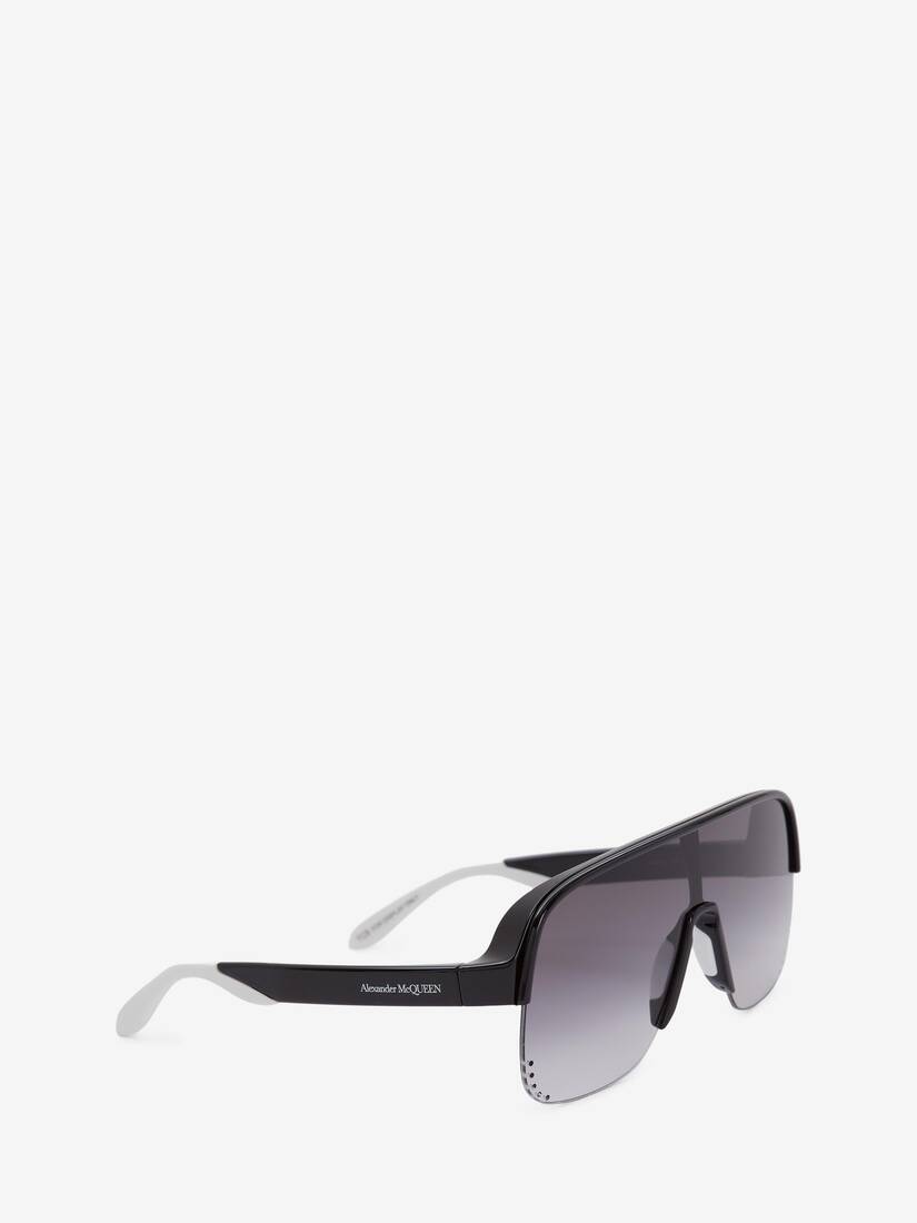 Court Visor Sunglasses in Black/Grey Alexander McQueen NL
