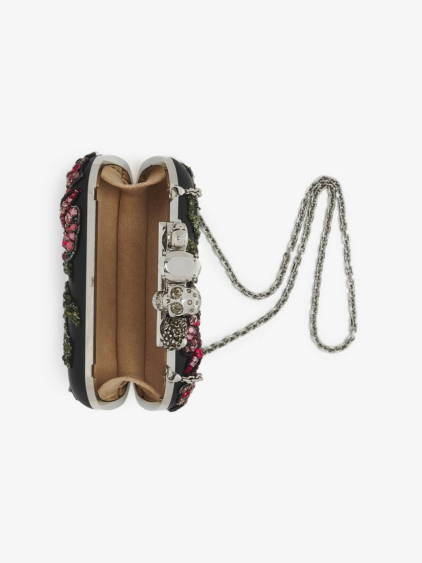 Skull Knuckle Clutch