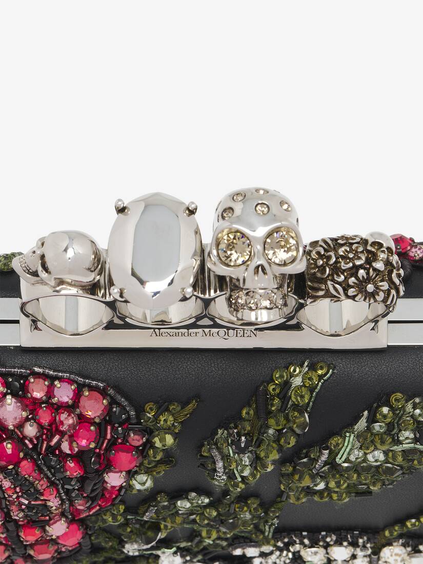 Skull Knuckle Clutch