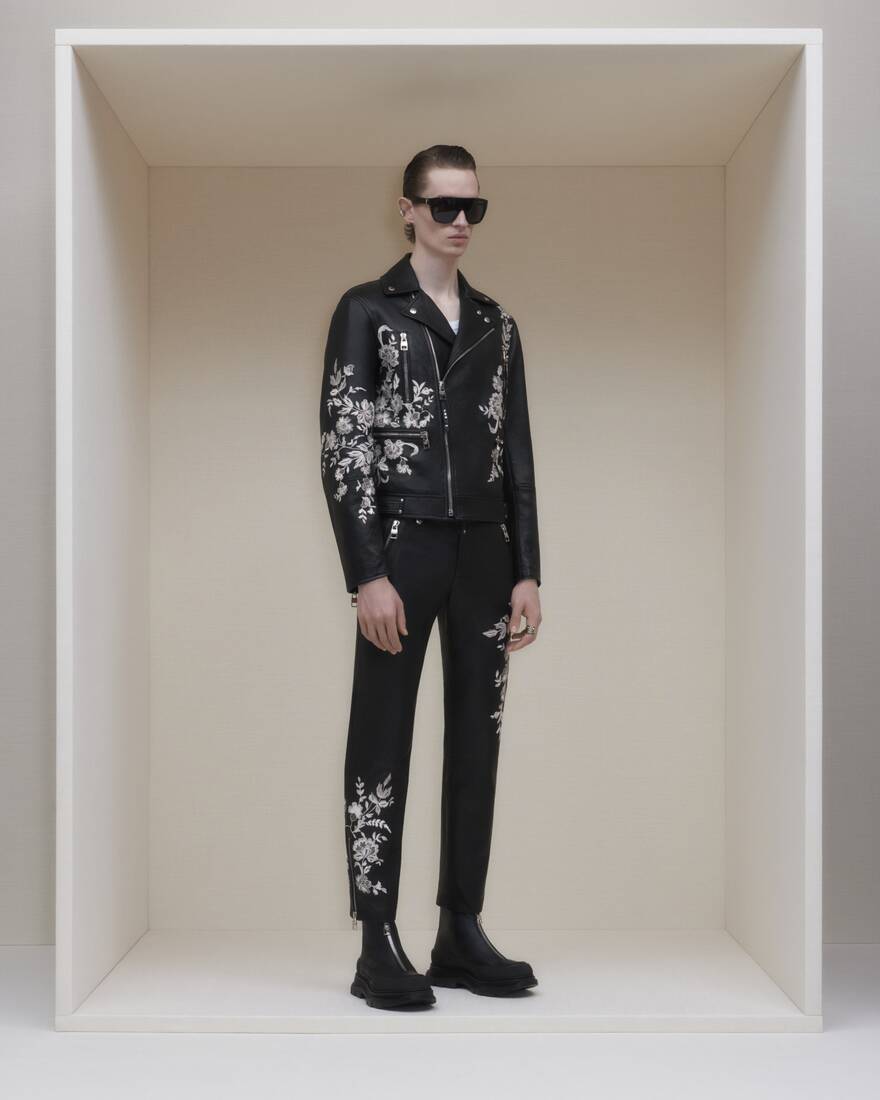 Page: Collection > PRE-AW24 Mens > Look 10
