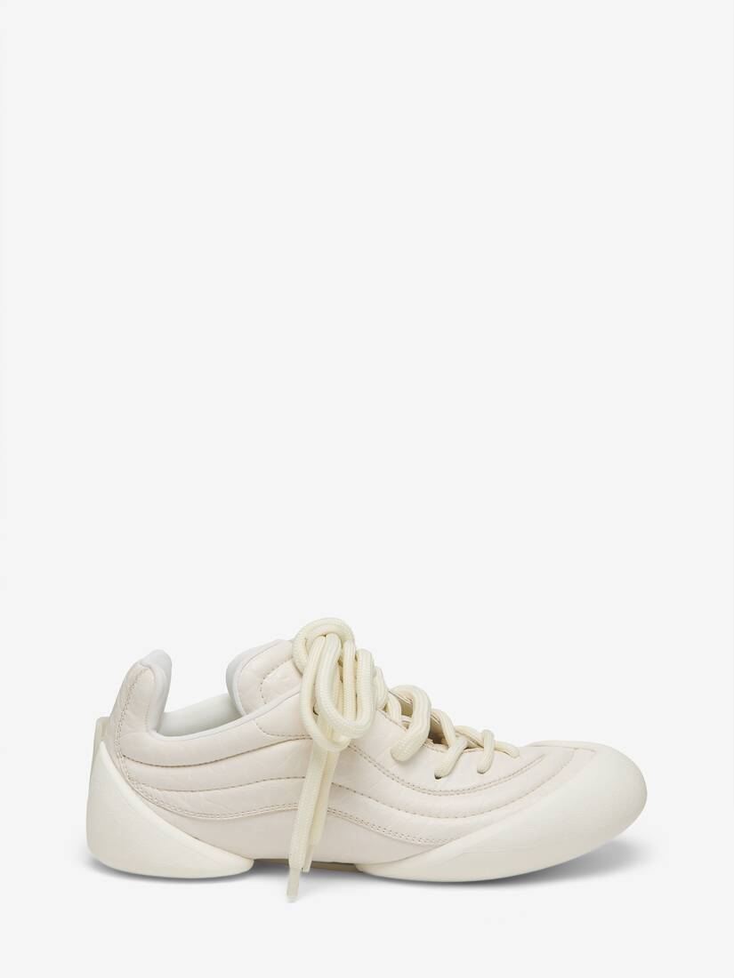 Alexander mcqueen trainers sale womens best sale