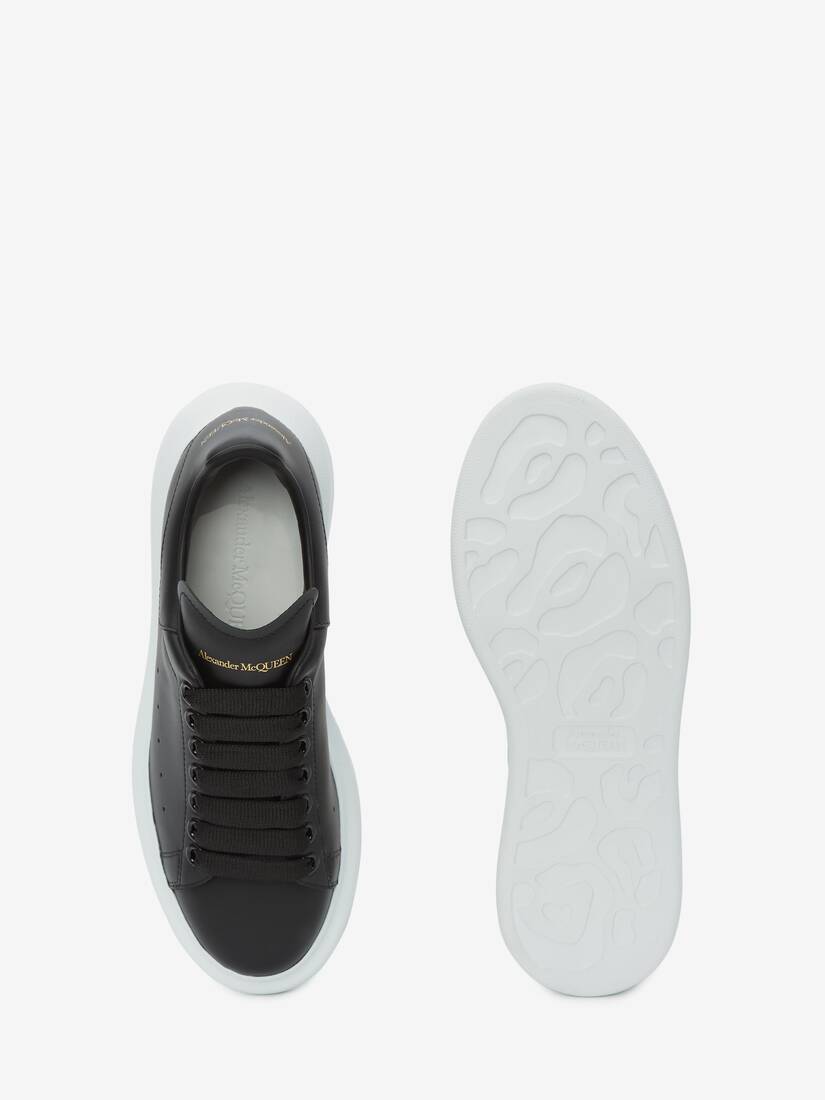 Oversized Sneaker in Black | Alexander McQueen US