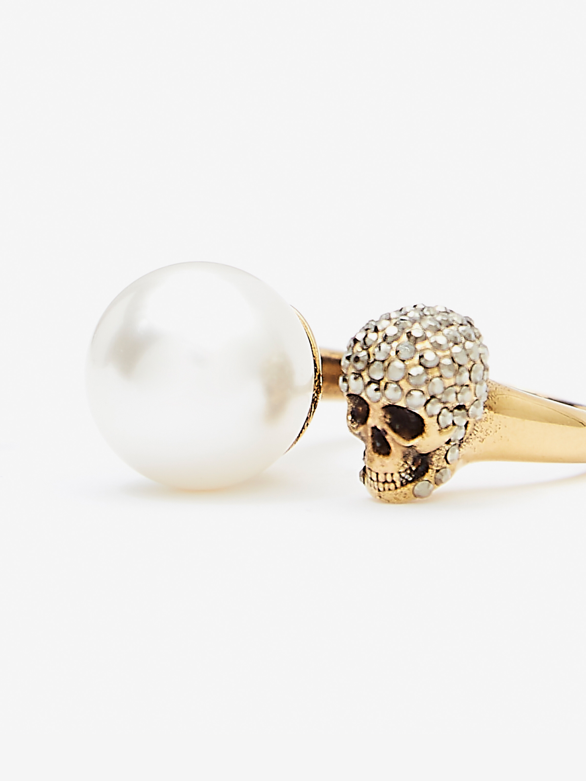 Bague Skull effet perle pour Femme en Doré Vieilli in Laiton | Alexander McQueen - image 4