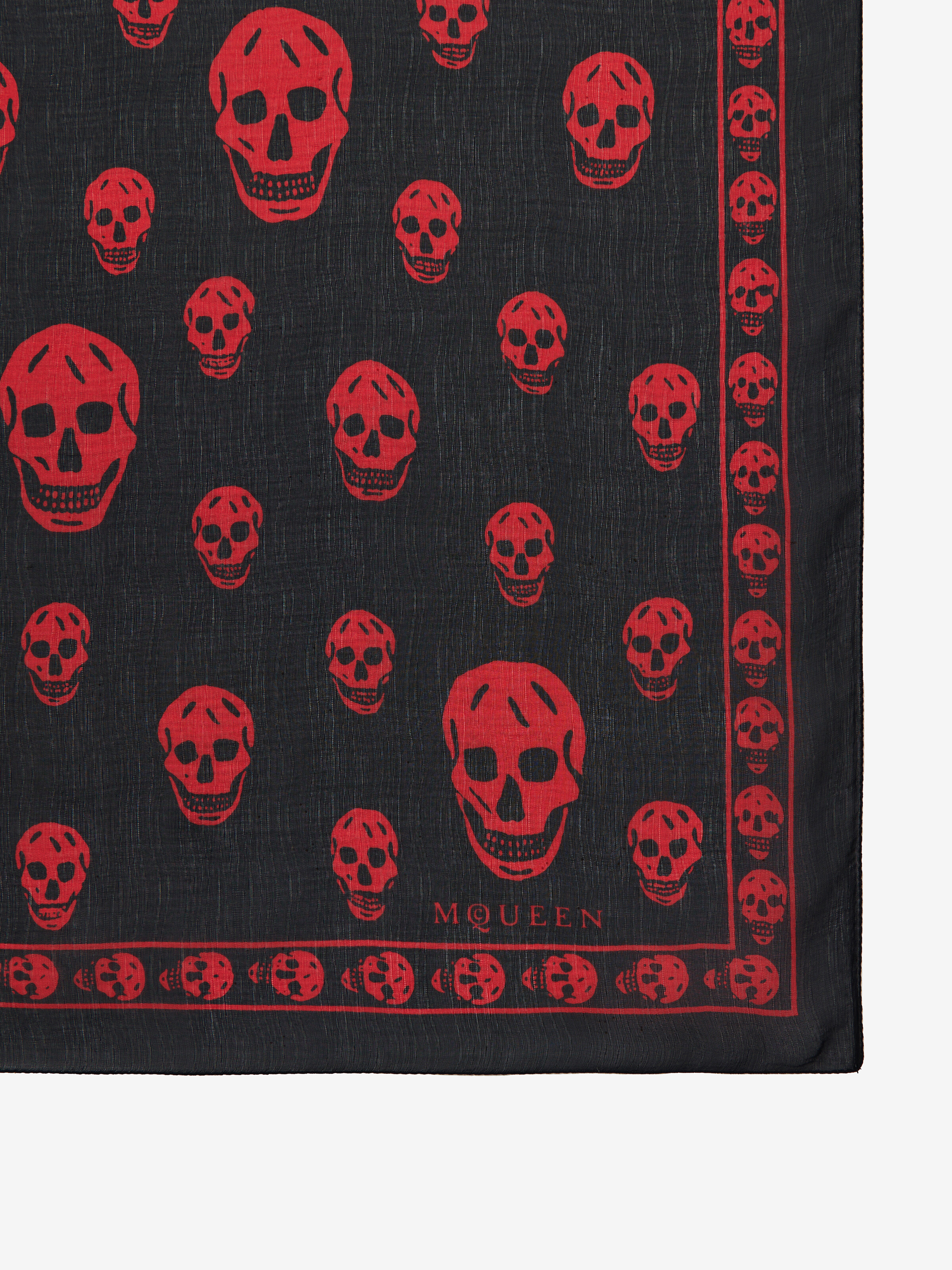 Men's Classic Skull Foulard in Black/Red in Silk | Alexander McQueen - image 3