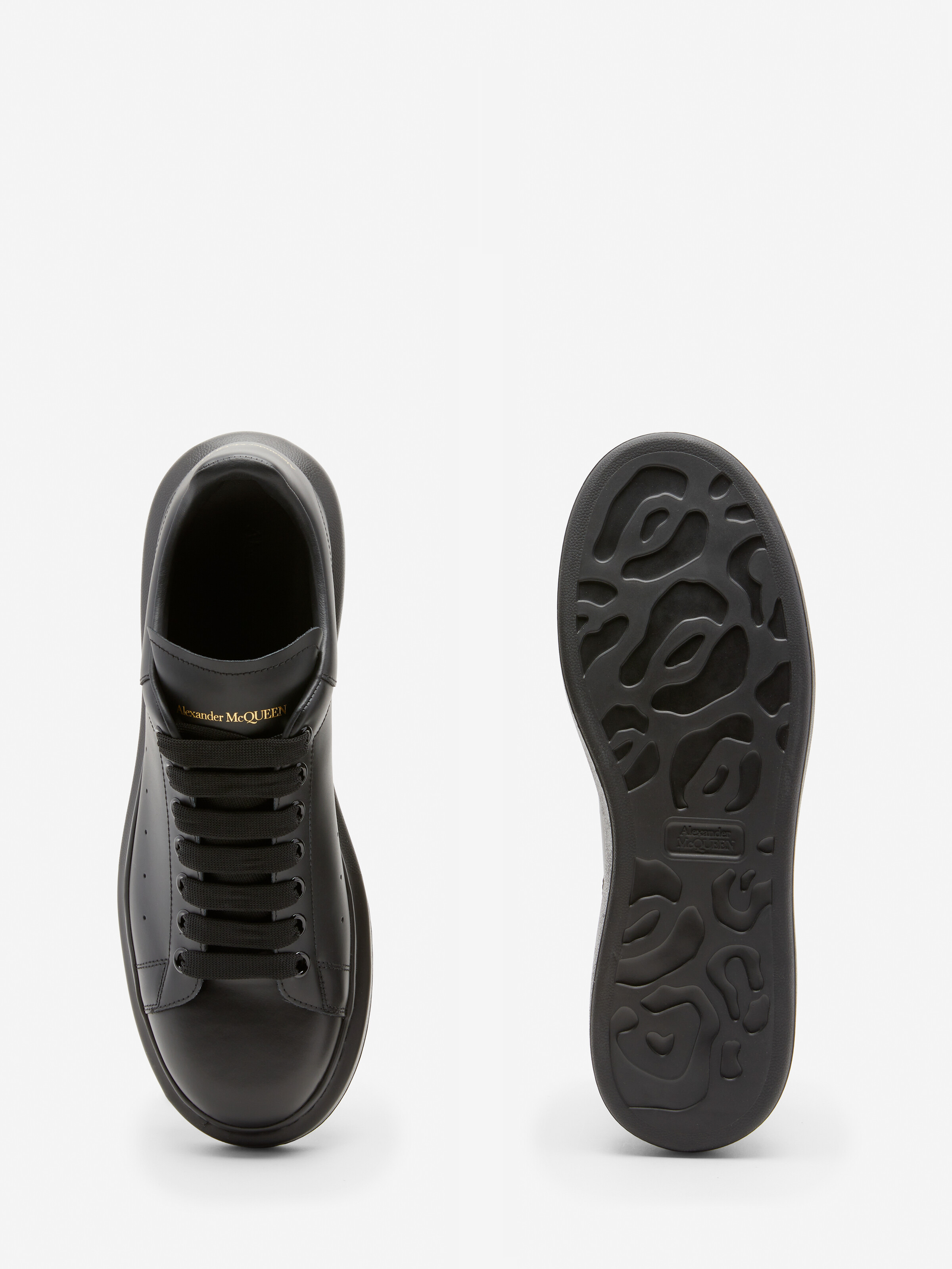 Men's Oversized Sneaker in Black in Calf Leather | Alexander McQueen - image 4