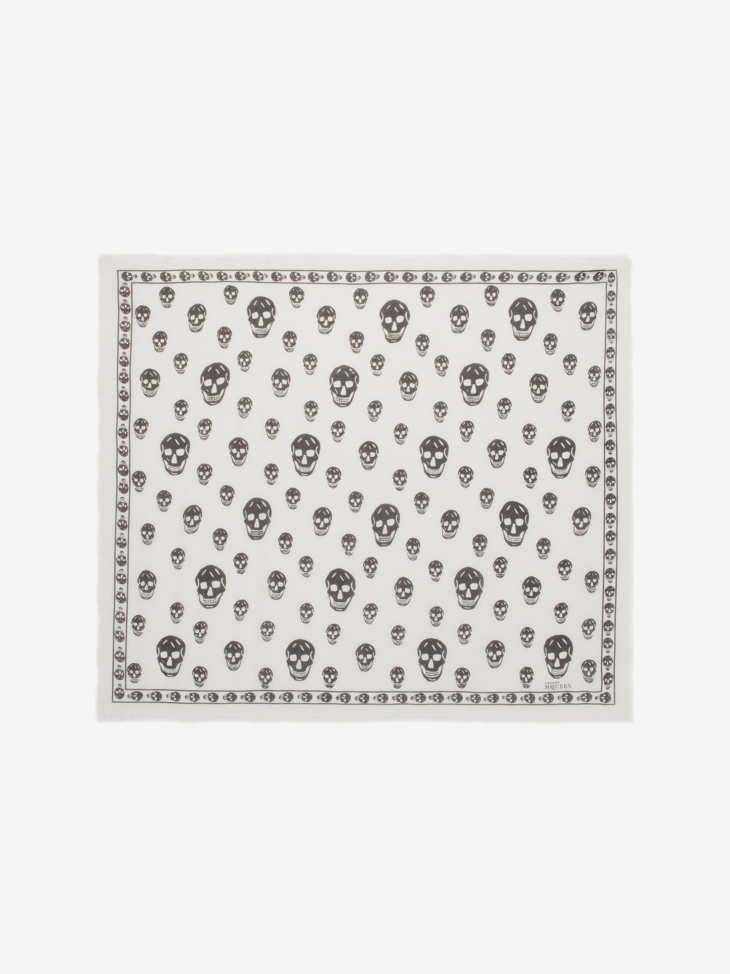 Alexander Mcqueen Classic Silk Blend Skull Scarf In Ivory/black