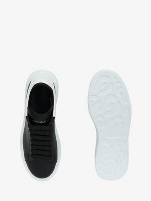 Oversized Sneaker in Black/White | Alexander McQueen US