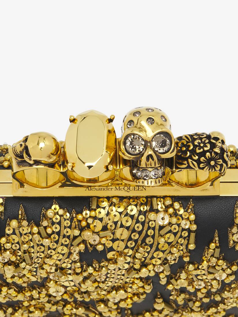 Skull Knuckle Clutch
