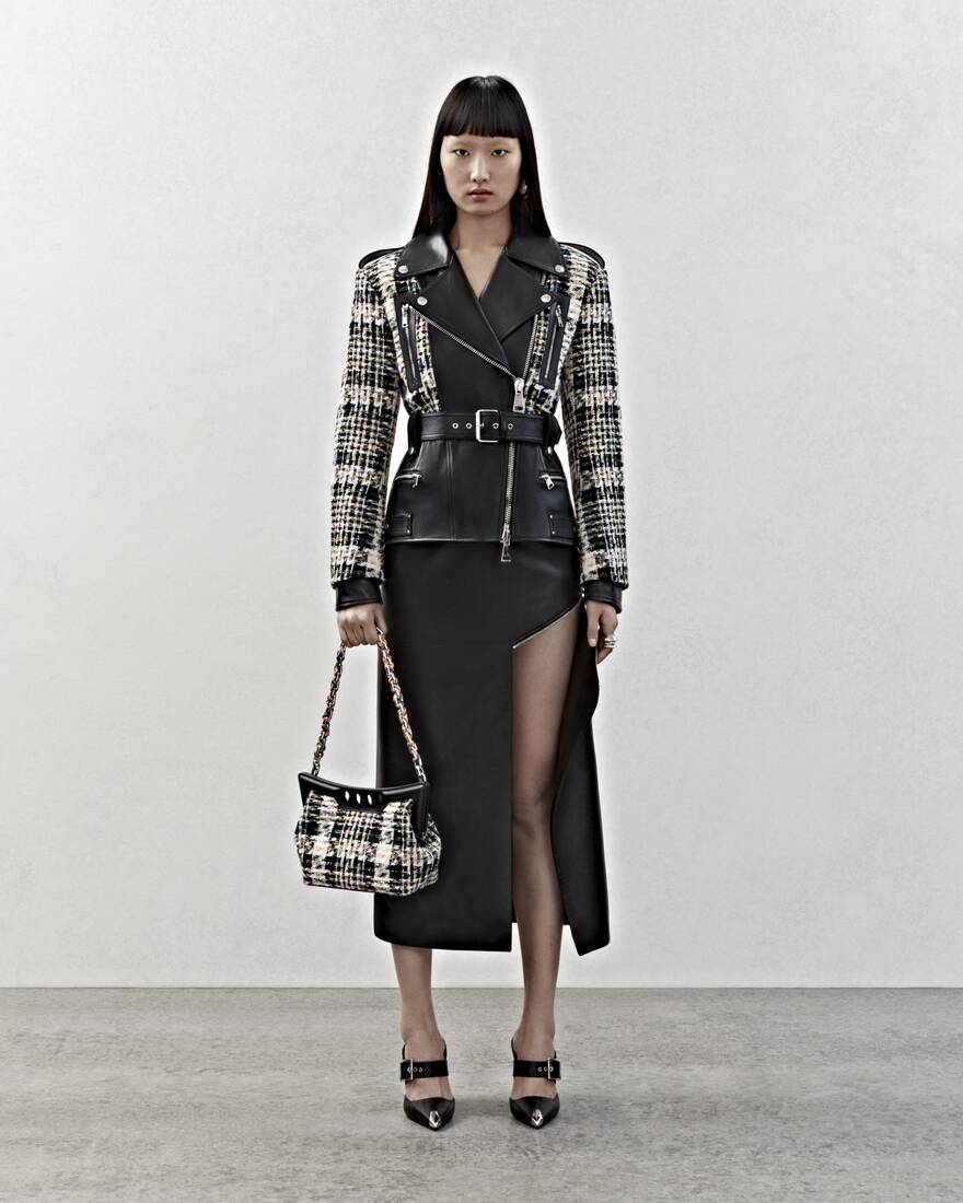 Page: Collection > PRE-AW23 > Looks > Look