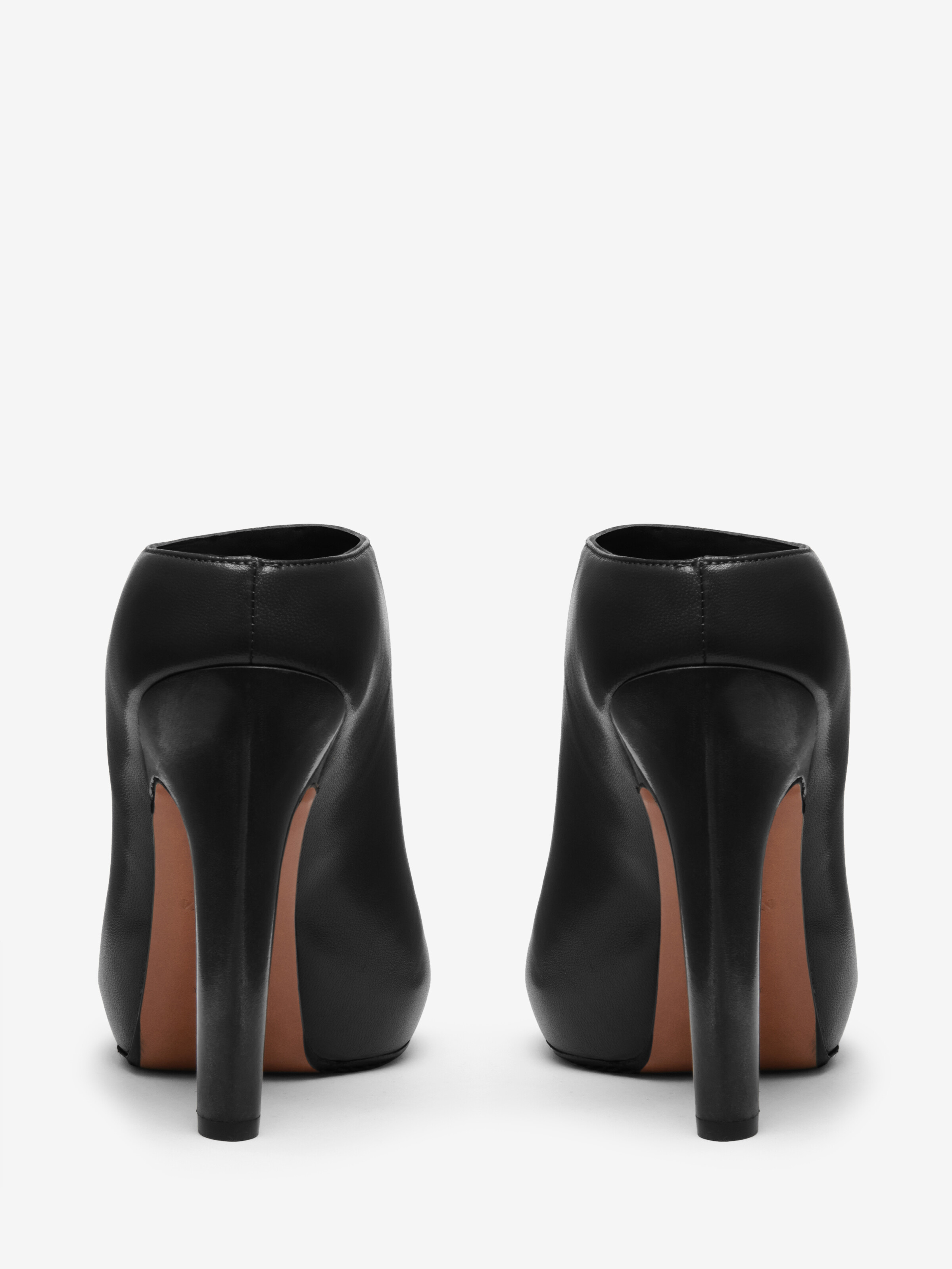 Women's The Edge Platform Mule in Black in Lamb Leather | Alexander McQueen - image 4