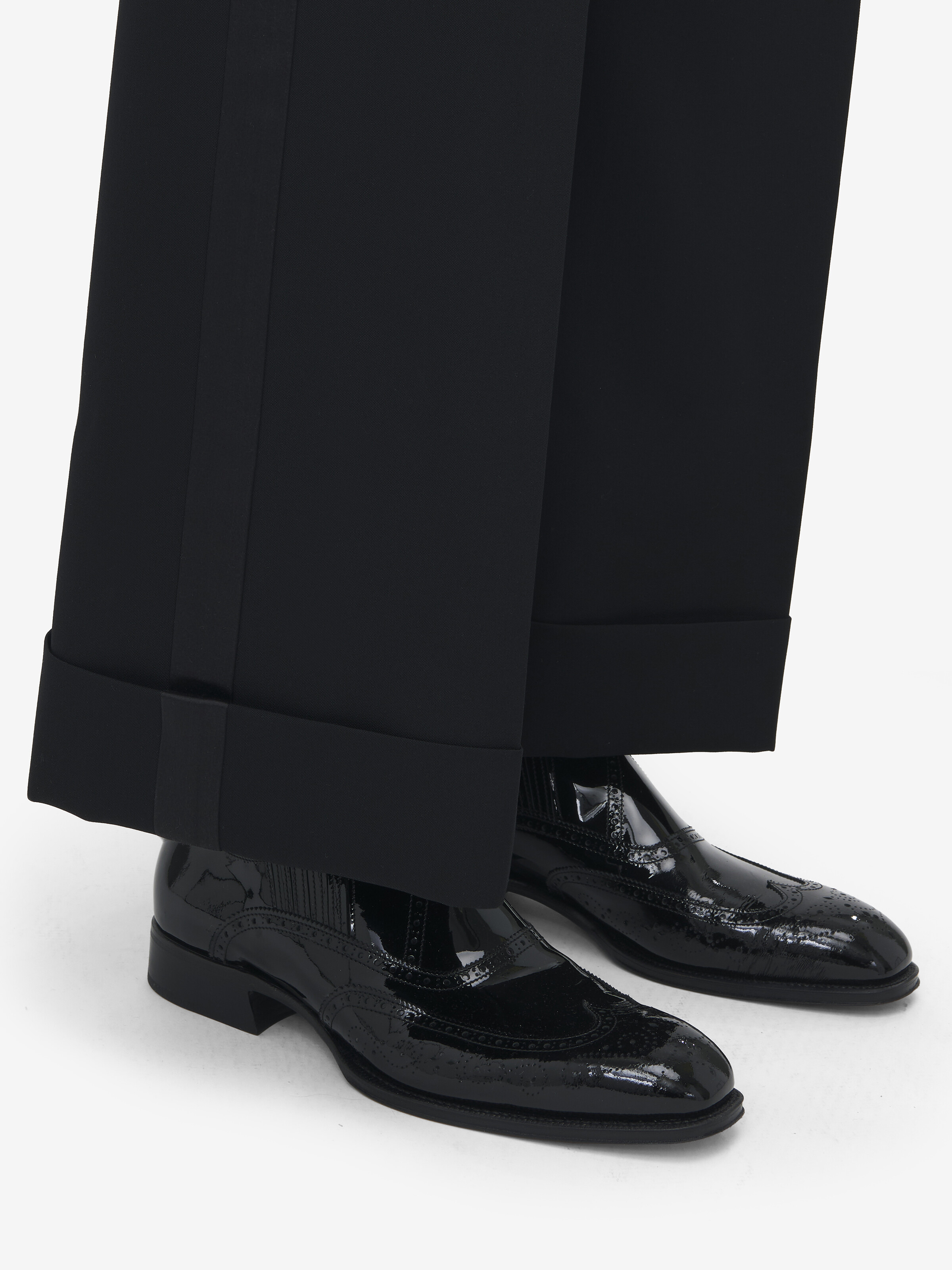 Men's Jermyn Shoe in Black in Calf Leather | Alexander McQueen - image 2