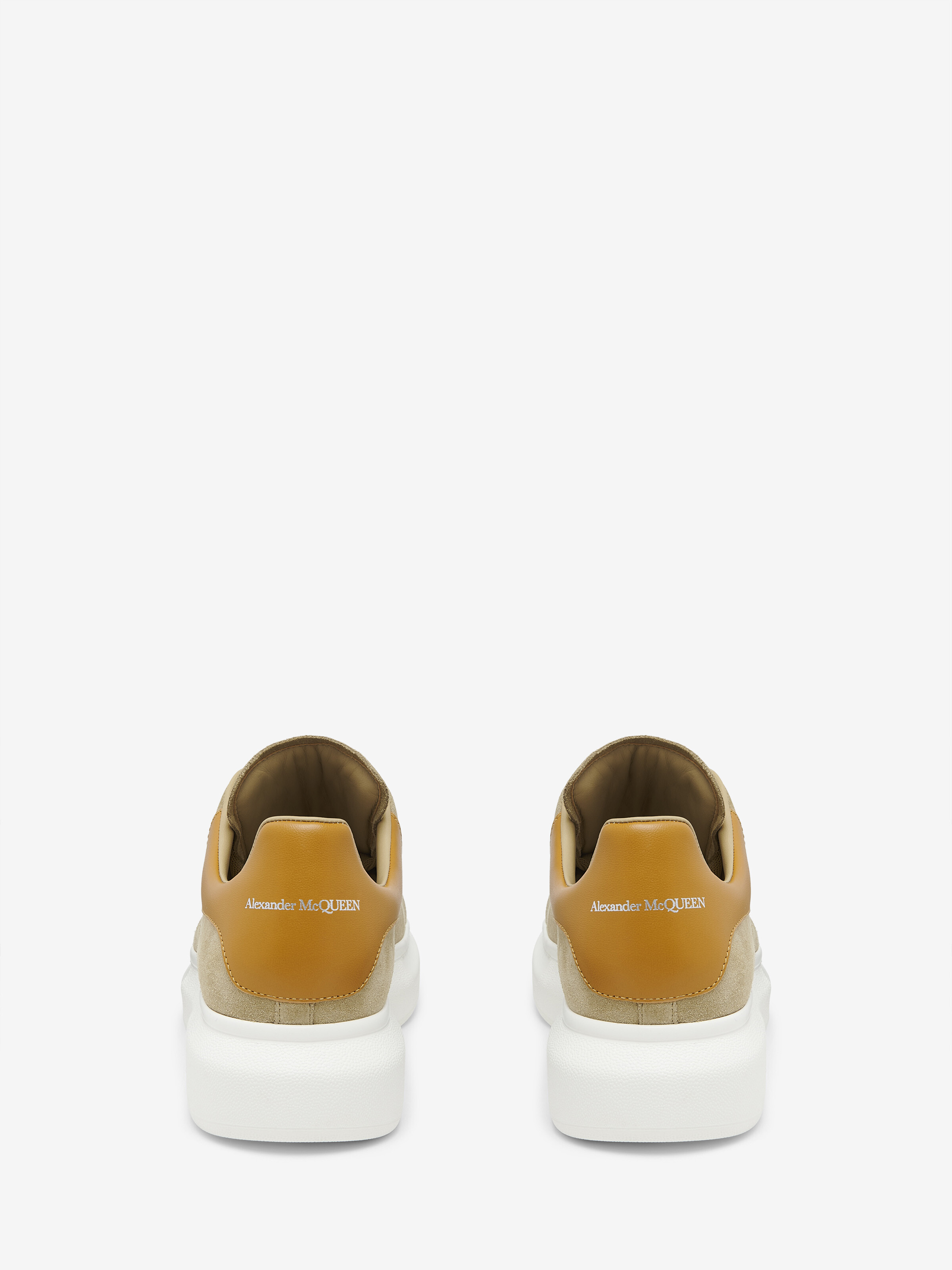 Oversized Sneaker