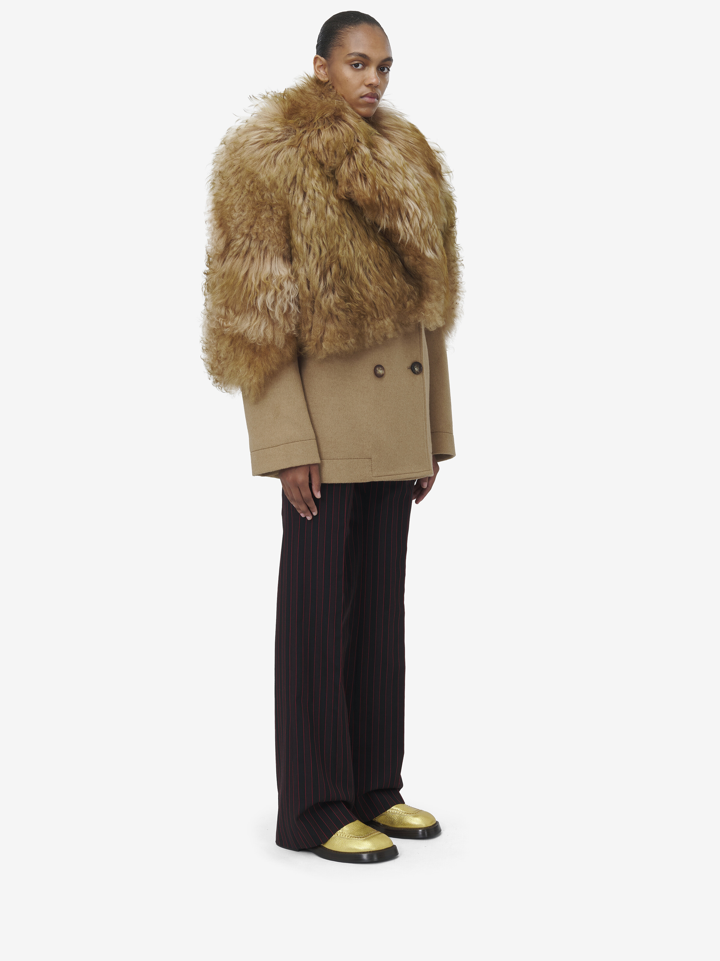Stola-Mantel aus Shearling und Wolle