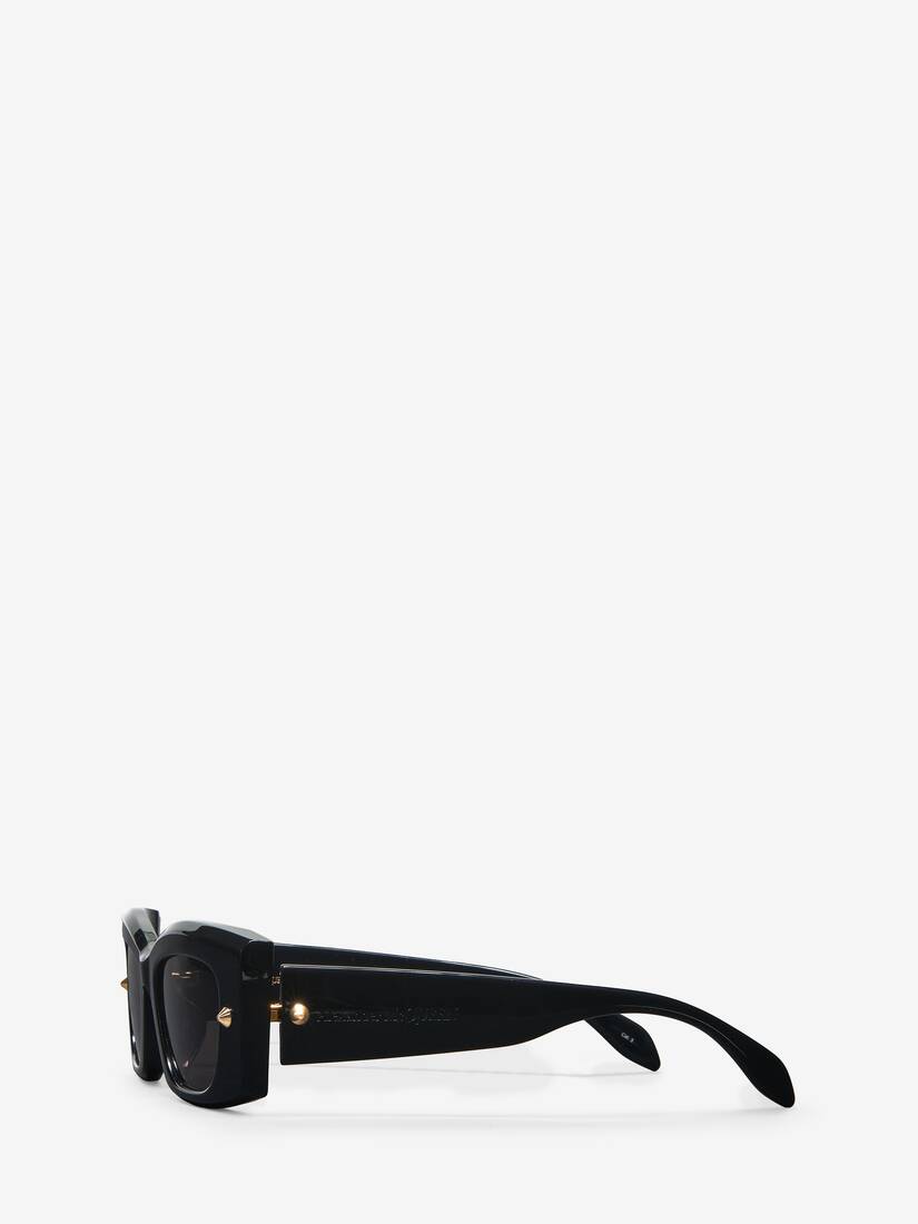 Rechteckige Sonnenbrille mit Spike-Studs