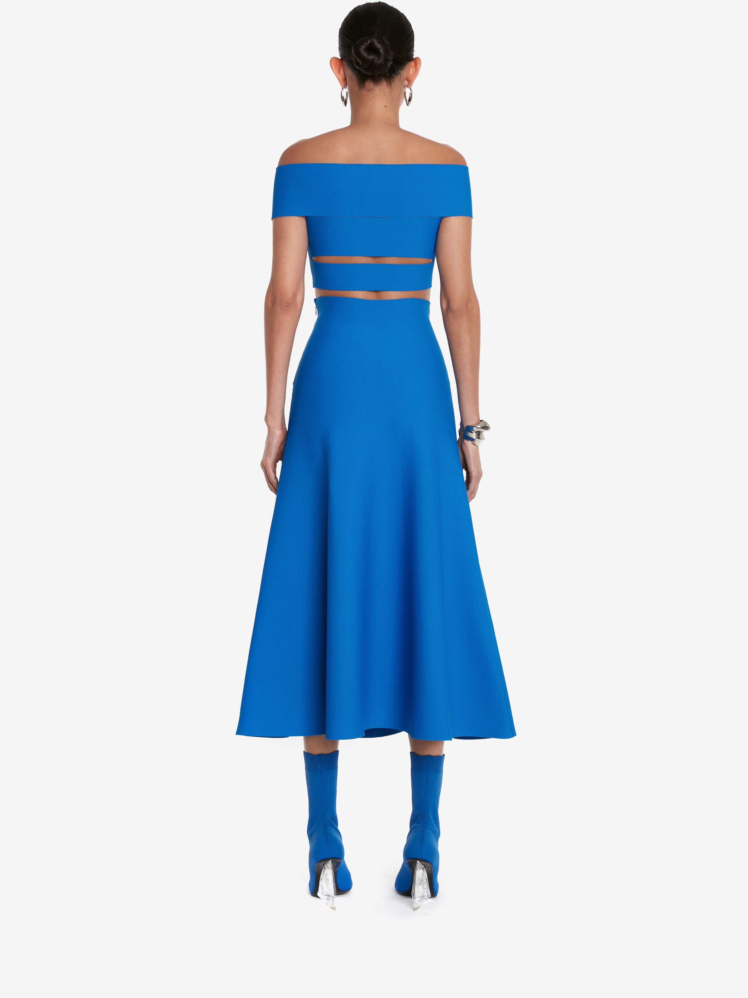 Robe midi fendue à épaules dénudées